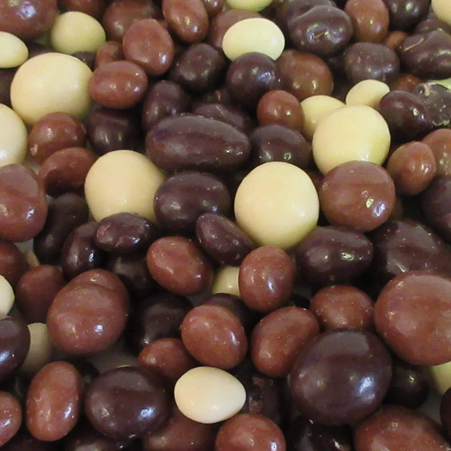 Gourmet Chocolate Covered Espresso Beans Medley by Its Delish , 3 LBS Jumbo Reusable Container - Premium Kosher Dairy Mix of Dark, Milk & White Chocolate Covered Coffee Beans