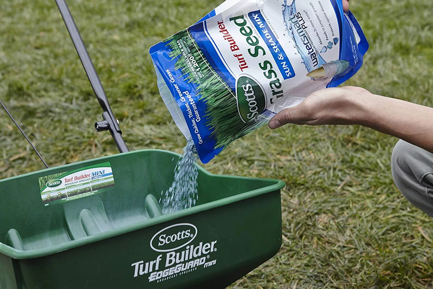 Scotts Turf Builder Grass Seed - Sun and Shade Mix, 7-Pound Not Sold in Louisiana