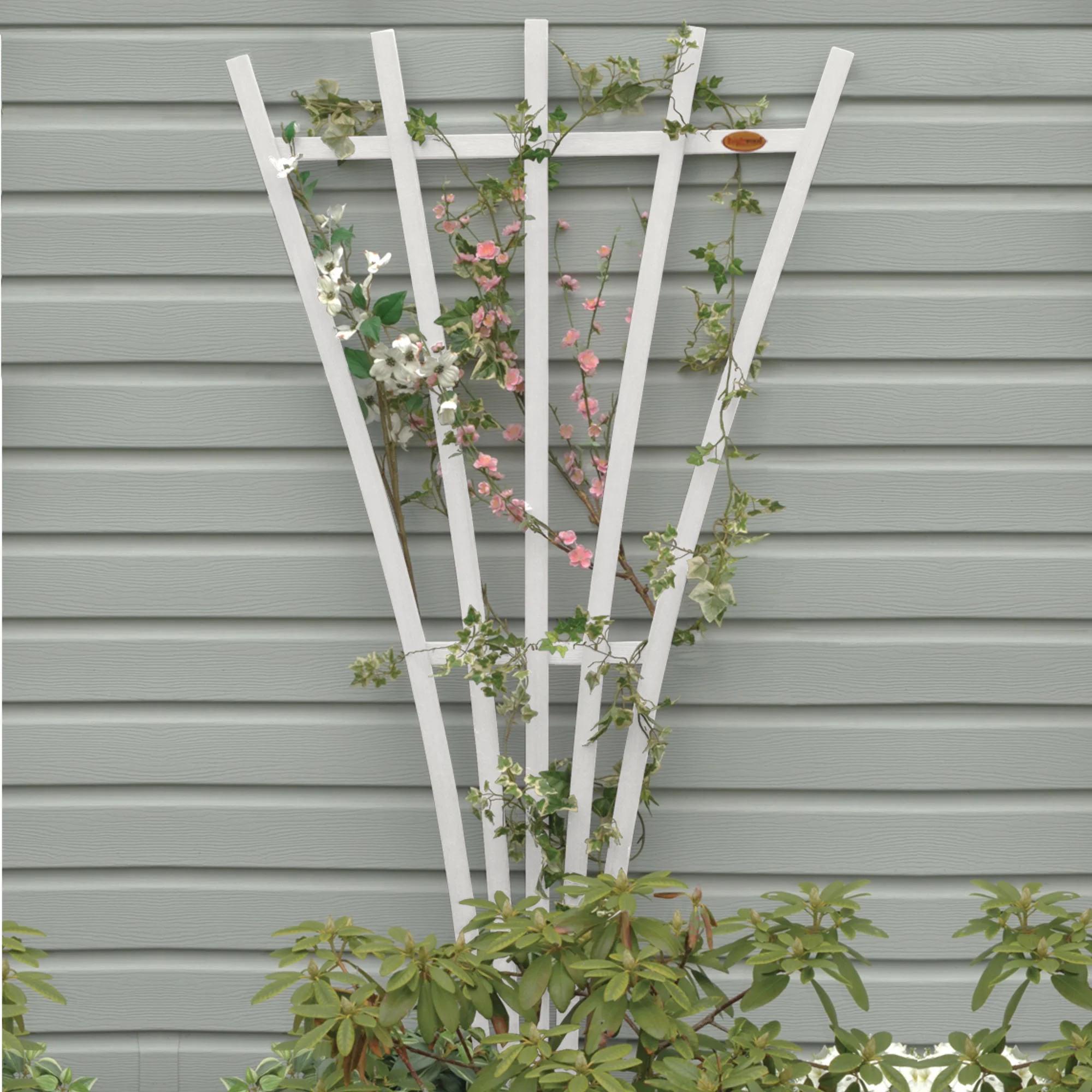 Highwood  Eco-Friendly 6ft Traditional Fan Trellis
