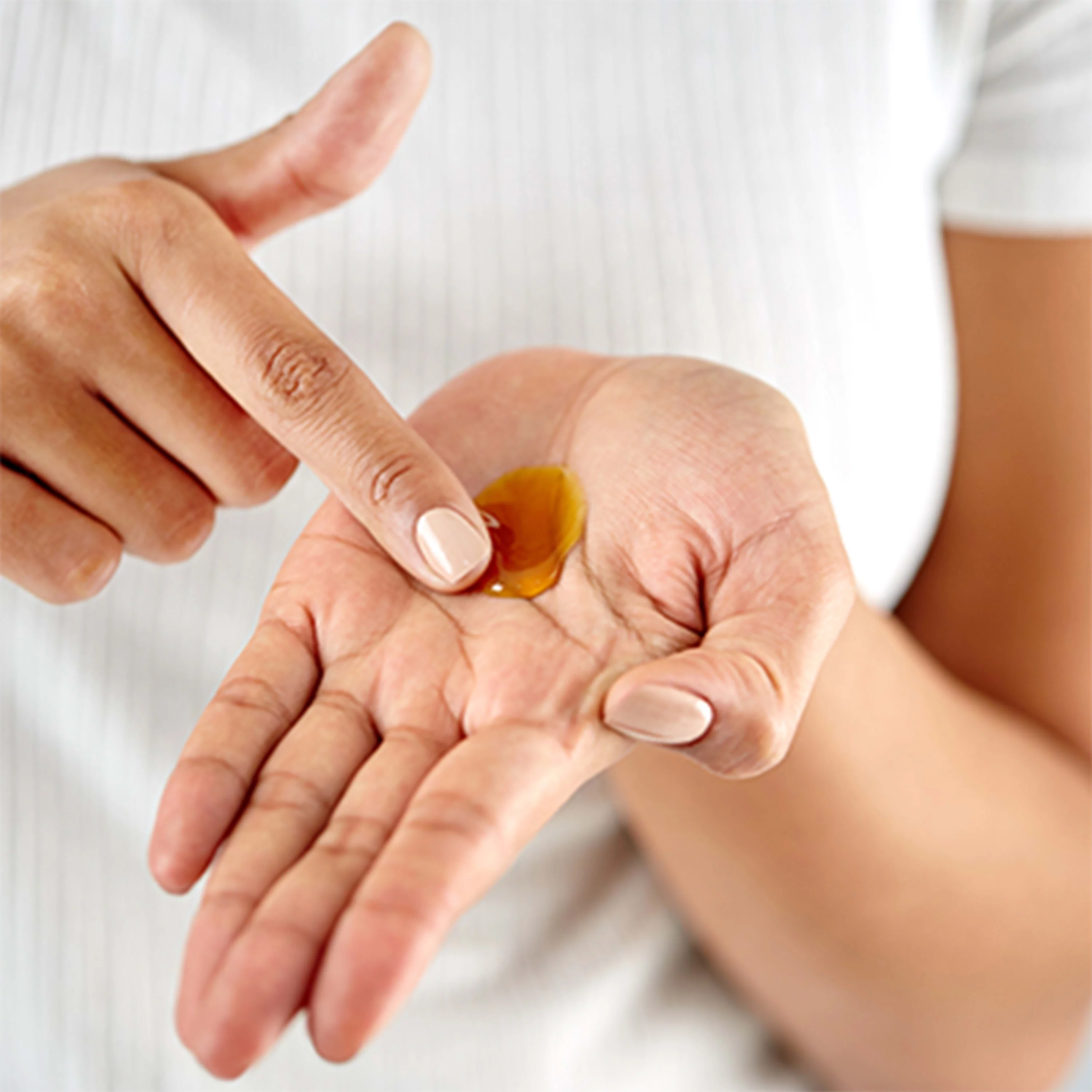 Neutrogena T/Gel Extra Strength Therapeutic Dandruff Relief Daily Shampoo, 6 fl oz