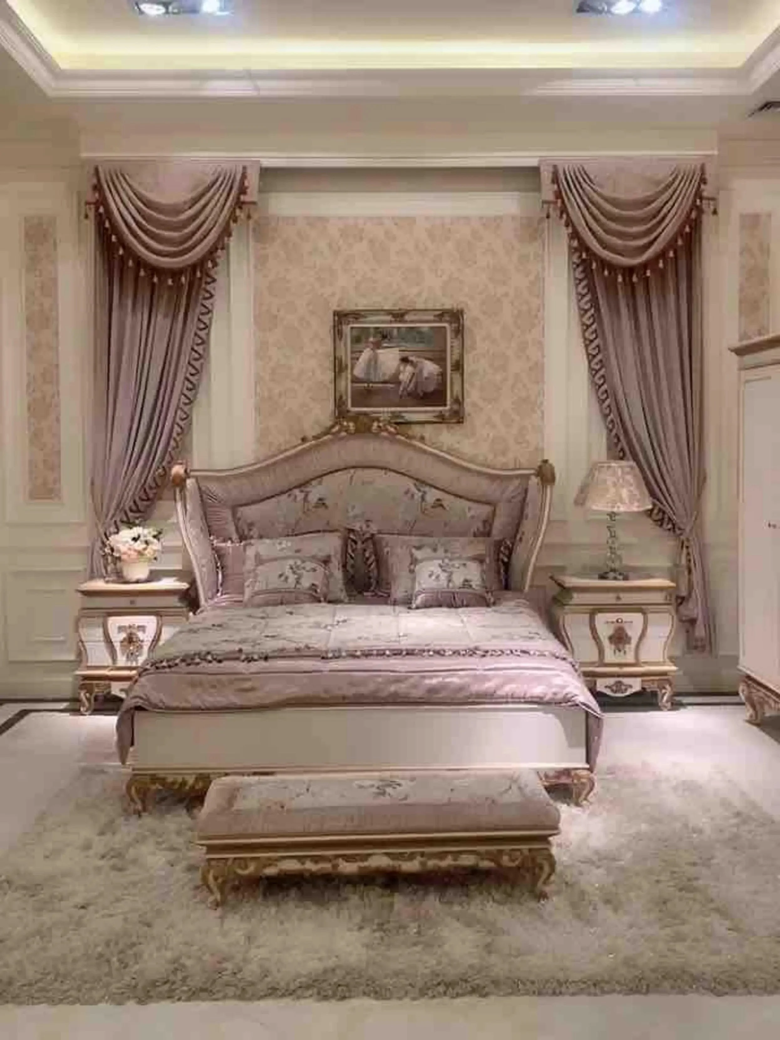 European-style Luxury Heavy Industry Carved Beech Wood Master Bedroom Double Bed White Light Purple