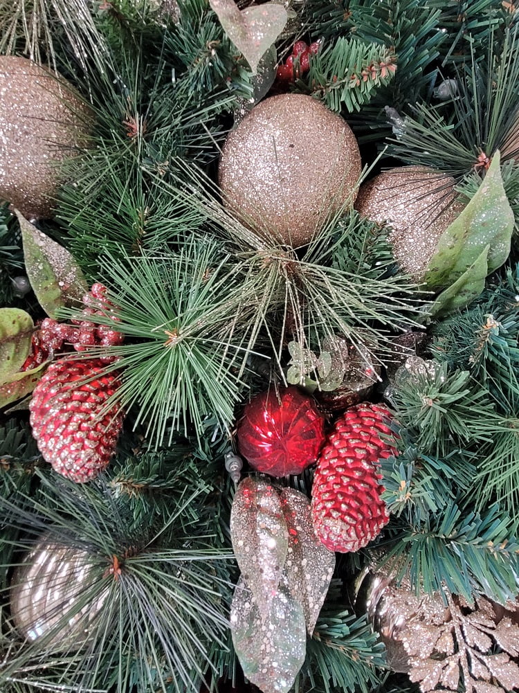 Pre-Lit 9ft Artificial Garland Pre-Lit with 90 Clear LED Lights Decorated in Red/Gold