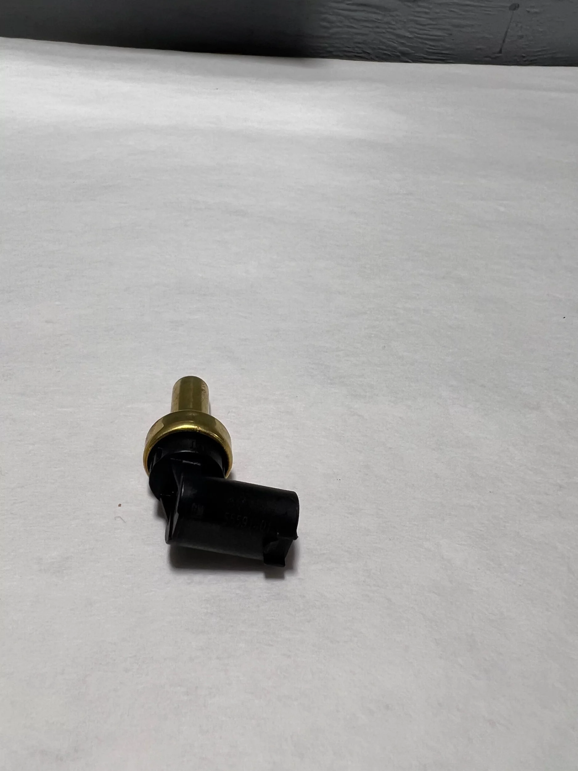 For 2013-2021 Encore Trax Sonic 1.4 Engine Coolant Temperature Sensor