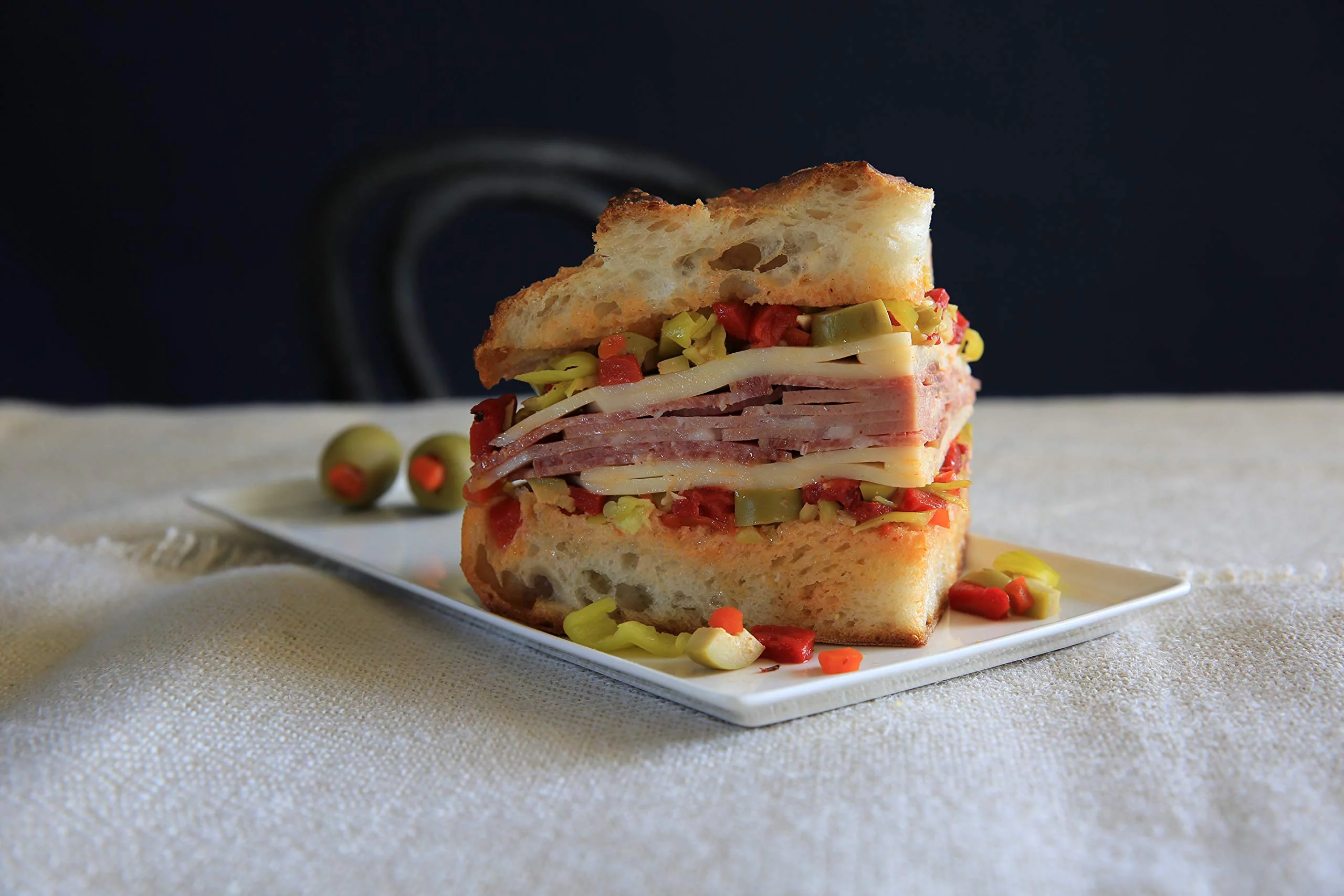 Mezzetta Spanich Queen Olives, Super Colossal Pimento Stuffed, 10 Ounce