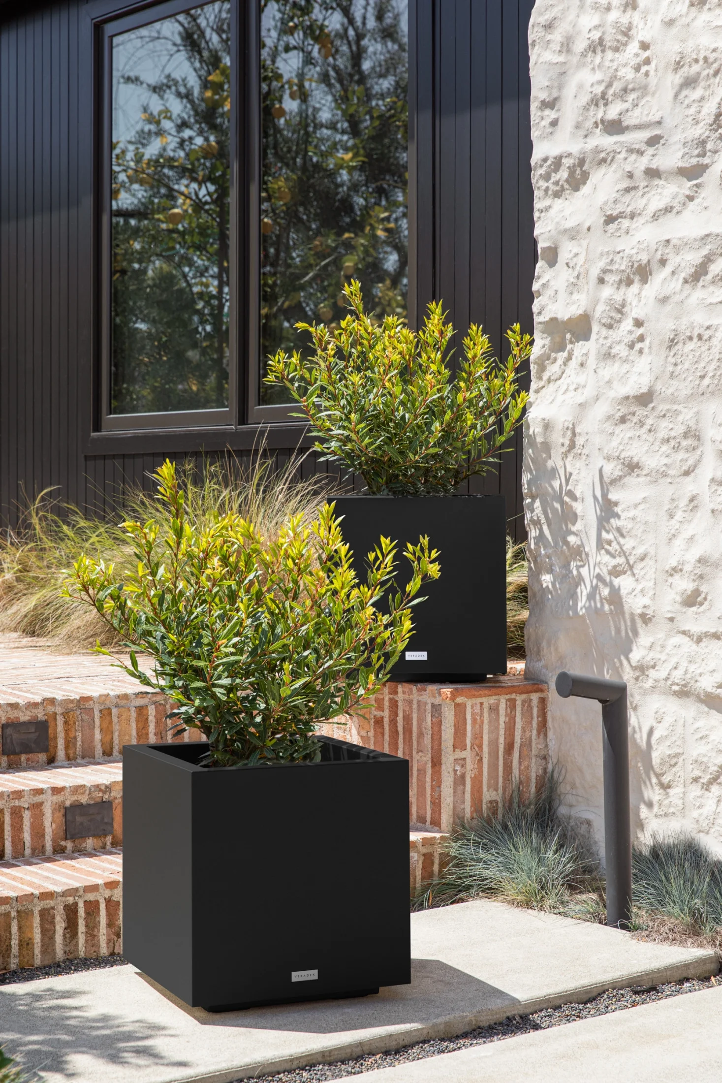 Veradek Block Series Cube Small 18