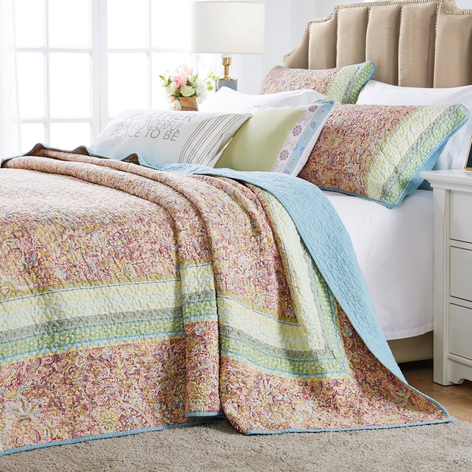 Barefoot Bungalow Palisades Bedspread And Pillow Sham Set - King 120x118