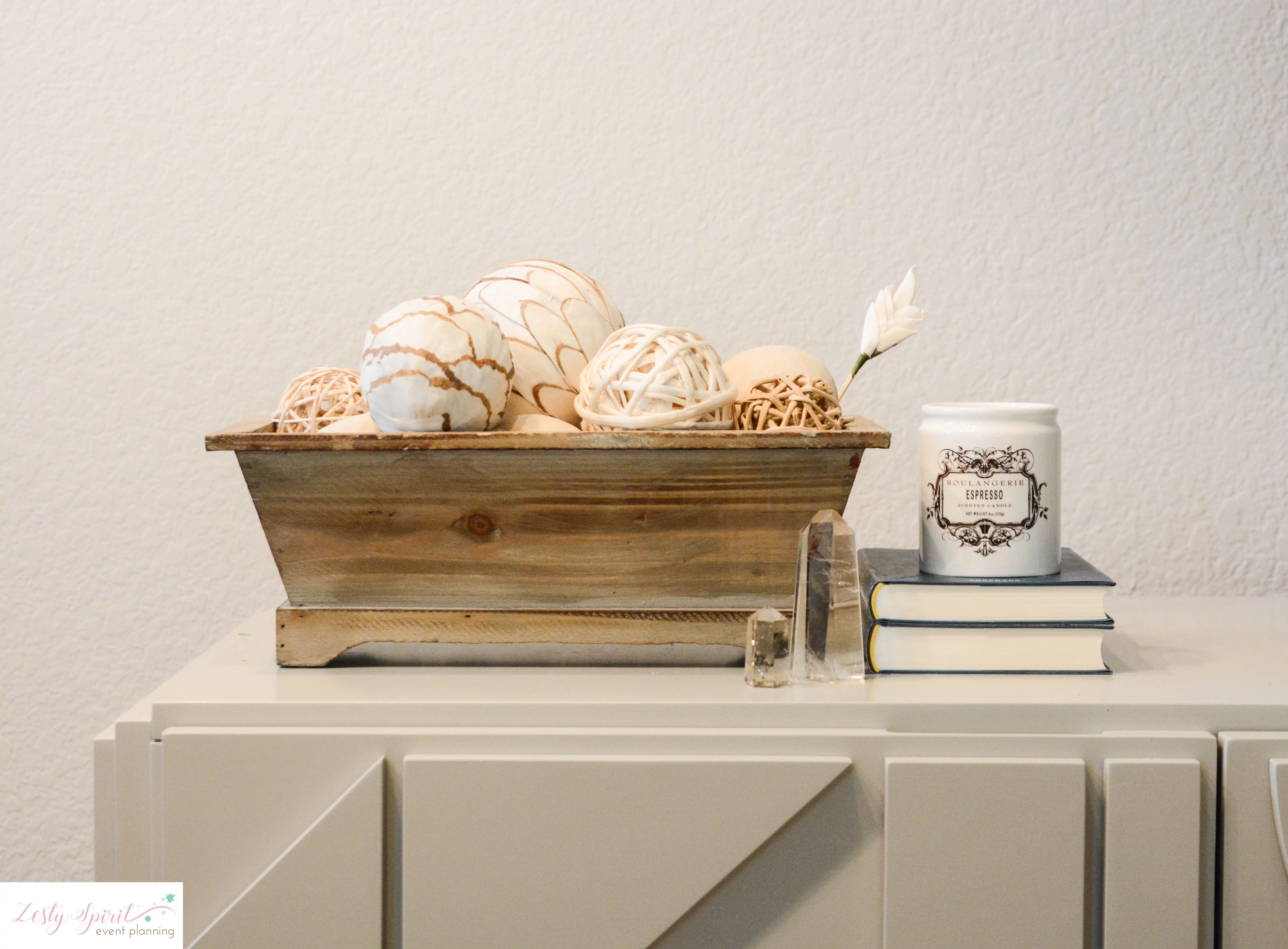 Set of 2 Rustic wood long rectanle planters w/ hard liner