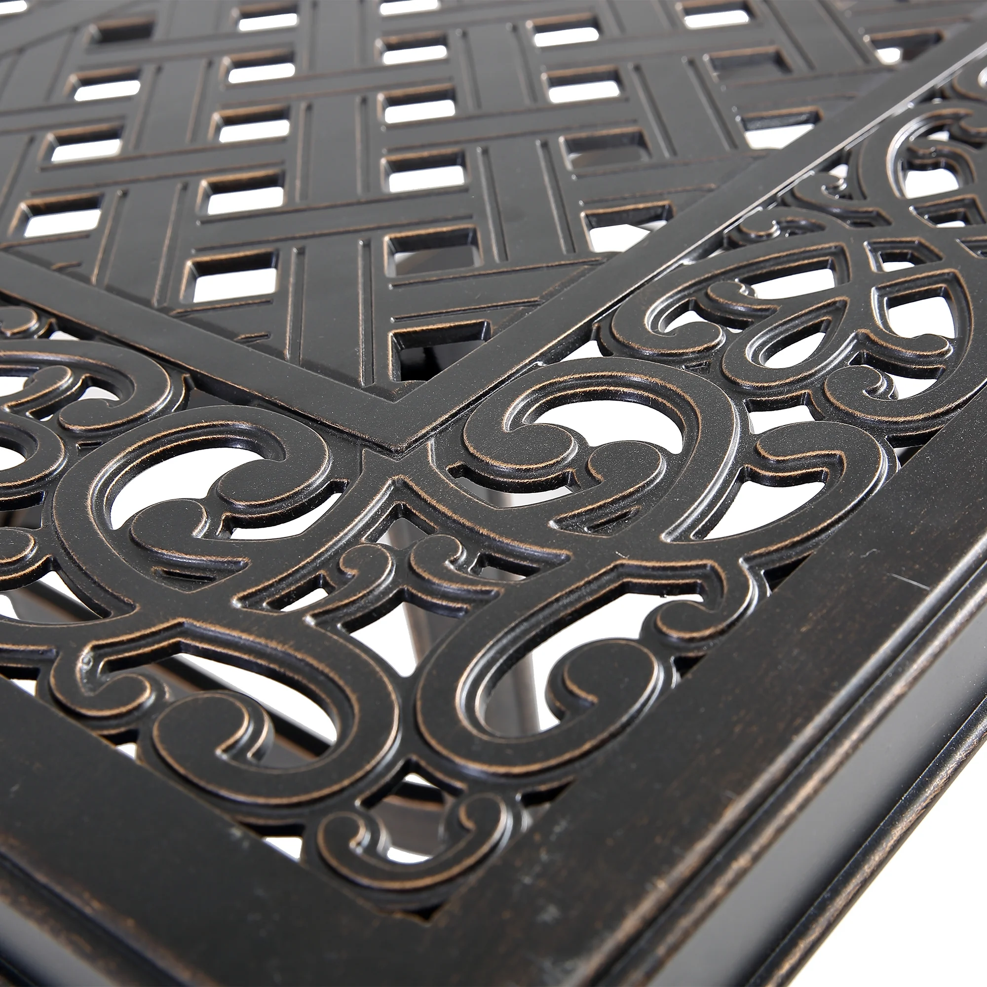Mondawe 6-Person Cast Aluminum 28