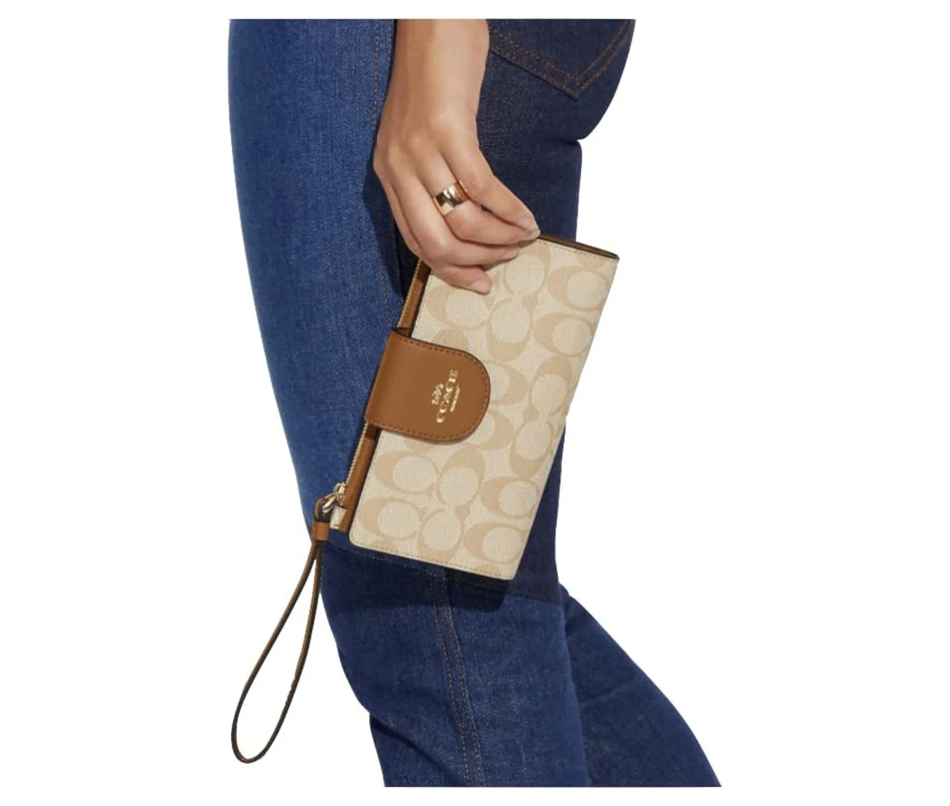 Coach Women's Tech Phone Wallet In Colorblock Signature Canvas (Light Khaki / Light Saddle)