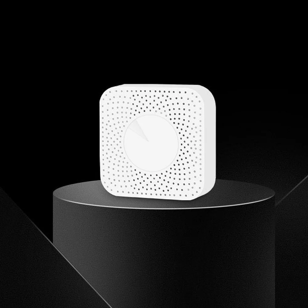 Pinnaco Air Quality Tester - WiFi Intelligent Air Housekeeper PM2.5/Formaldehyde/VOC/CO2/Temperature/Humidity Detector for Home Office