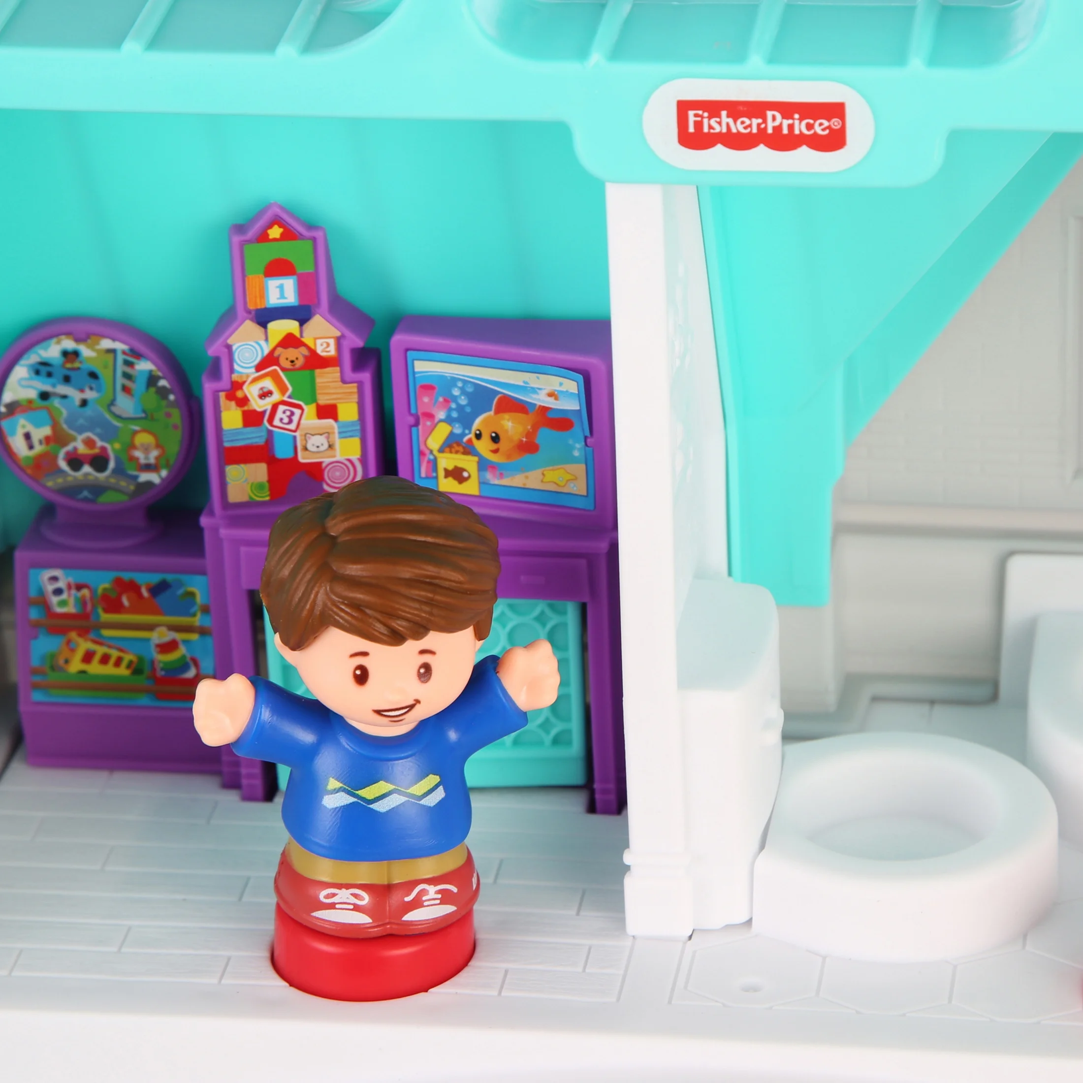 Fisher-Price Little People Toddler Playhouse, Big Helpers Home Electronic Playset, 7 Play Pieces
