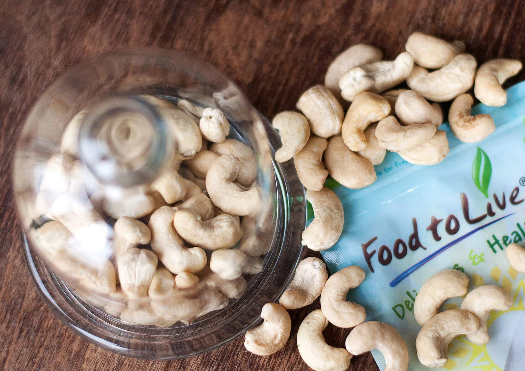 Food To Live ® Raw Cashew Nuts (Whole, Size W-240, Unsalted, Bulk) (2 Pounds)