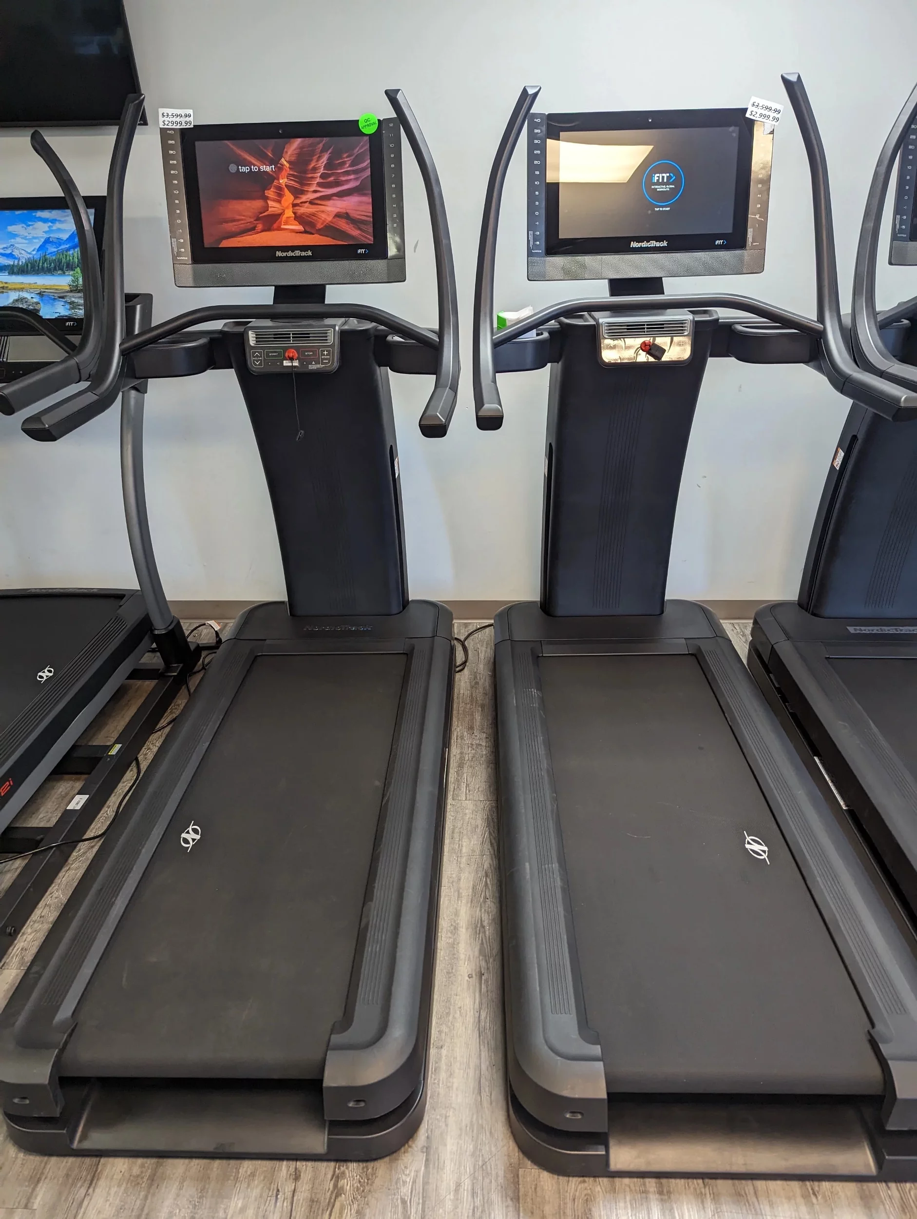 Brand New Nordictrack Elite Treadmill 22-Inch