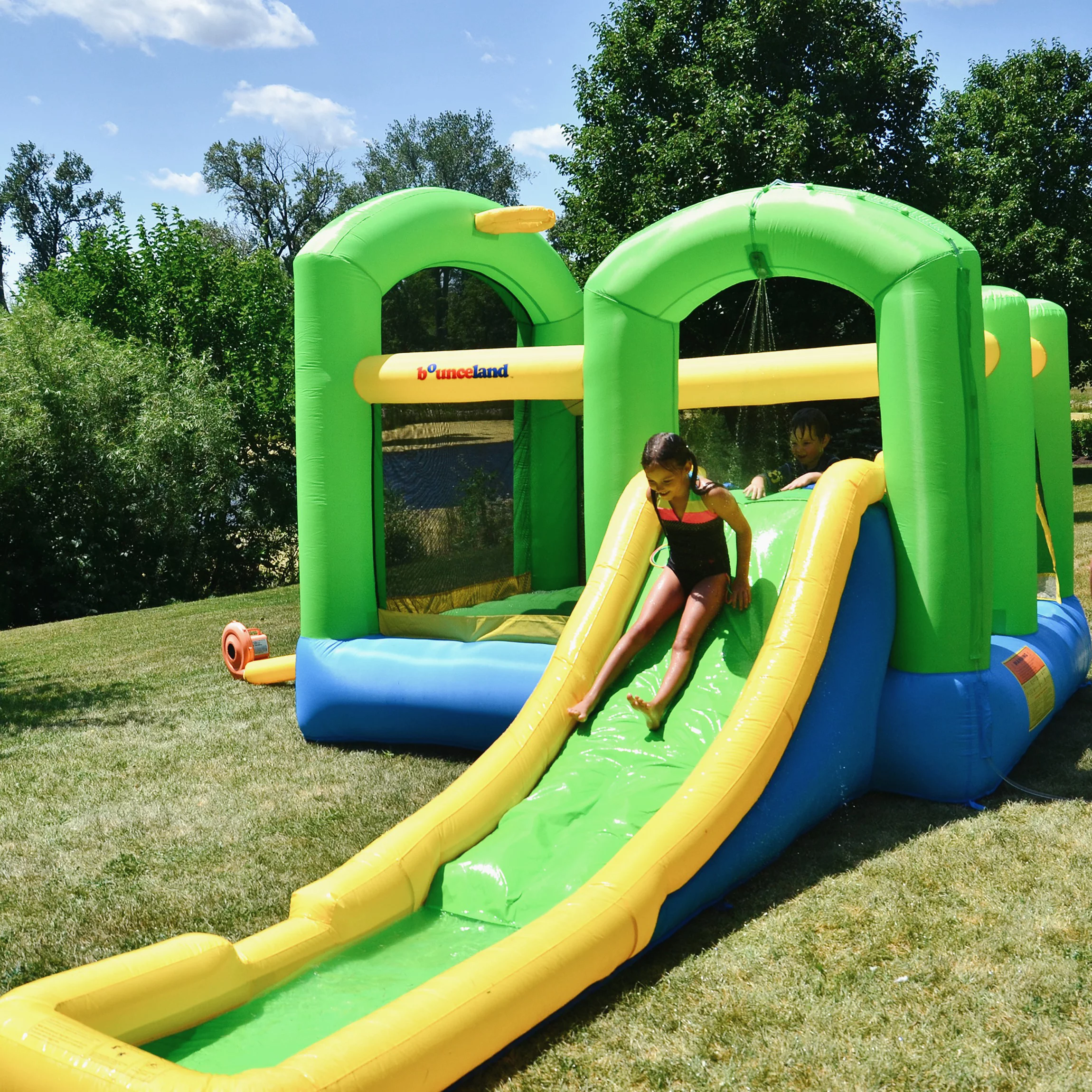 Bounceland Bounce House - Bounce 'N Splash Island Wet or Dry with blower