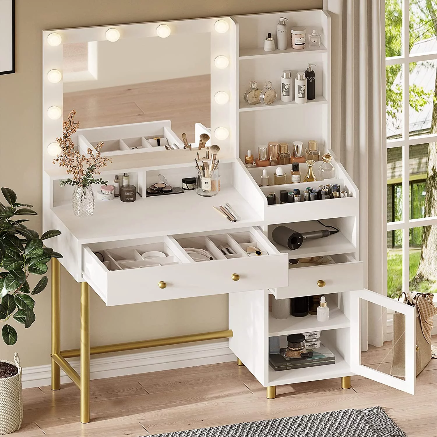 Makeup Vanity Desk with Lighted Mirror and Drawers, Vanity Desk Table Dressing Table with Charging Station & Lights for Bedroom,White