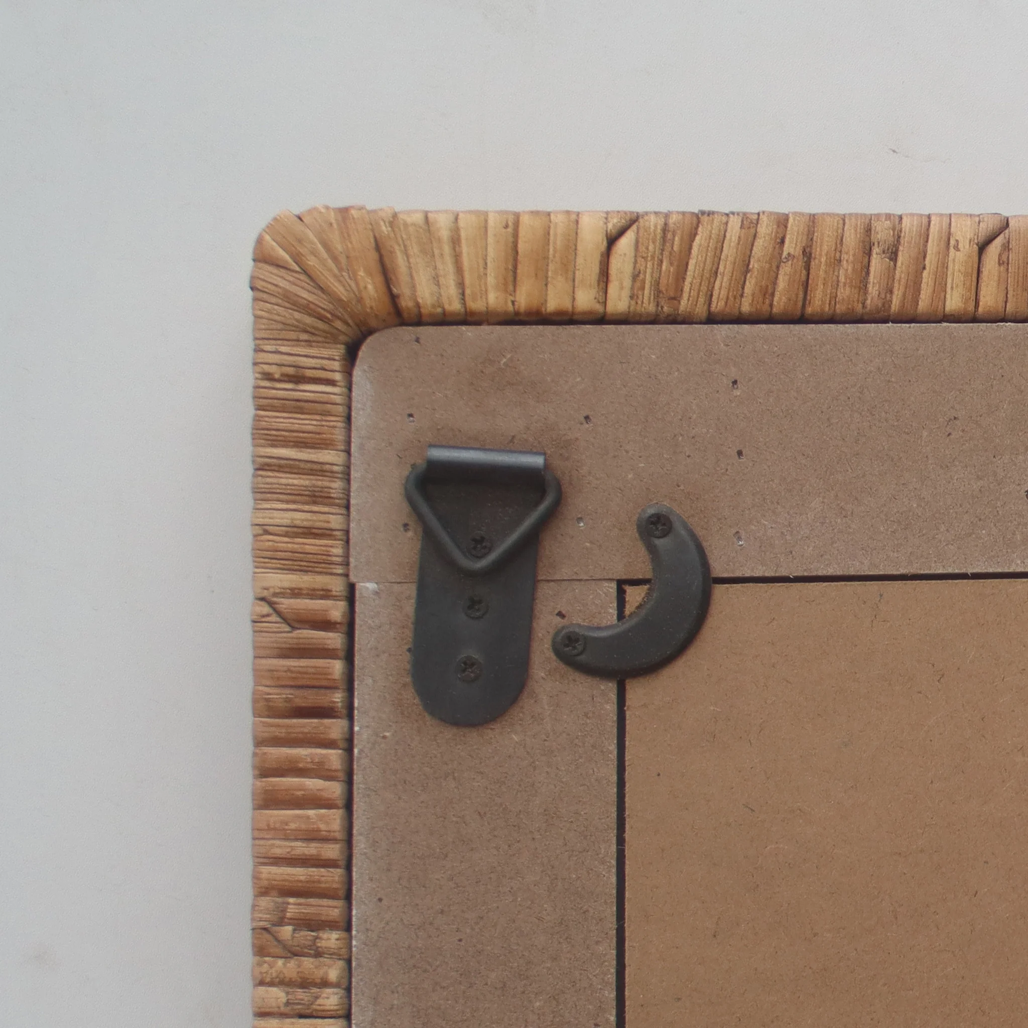 Parisloft Rectangular Bead Accent Rattan and Wood Wall Mirror, Farmhouse Wall Mirror, Brown and White, 25.8 x 33.75 inches