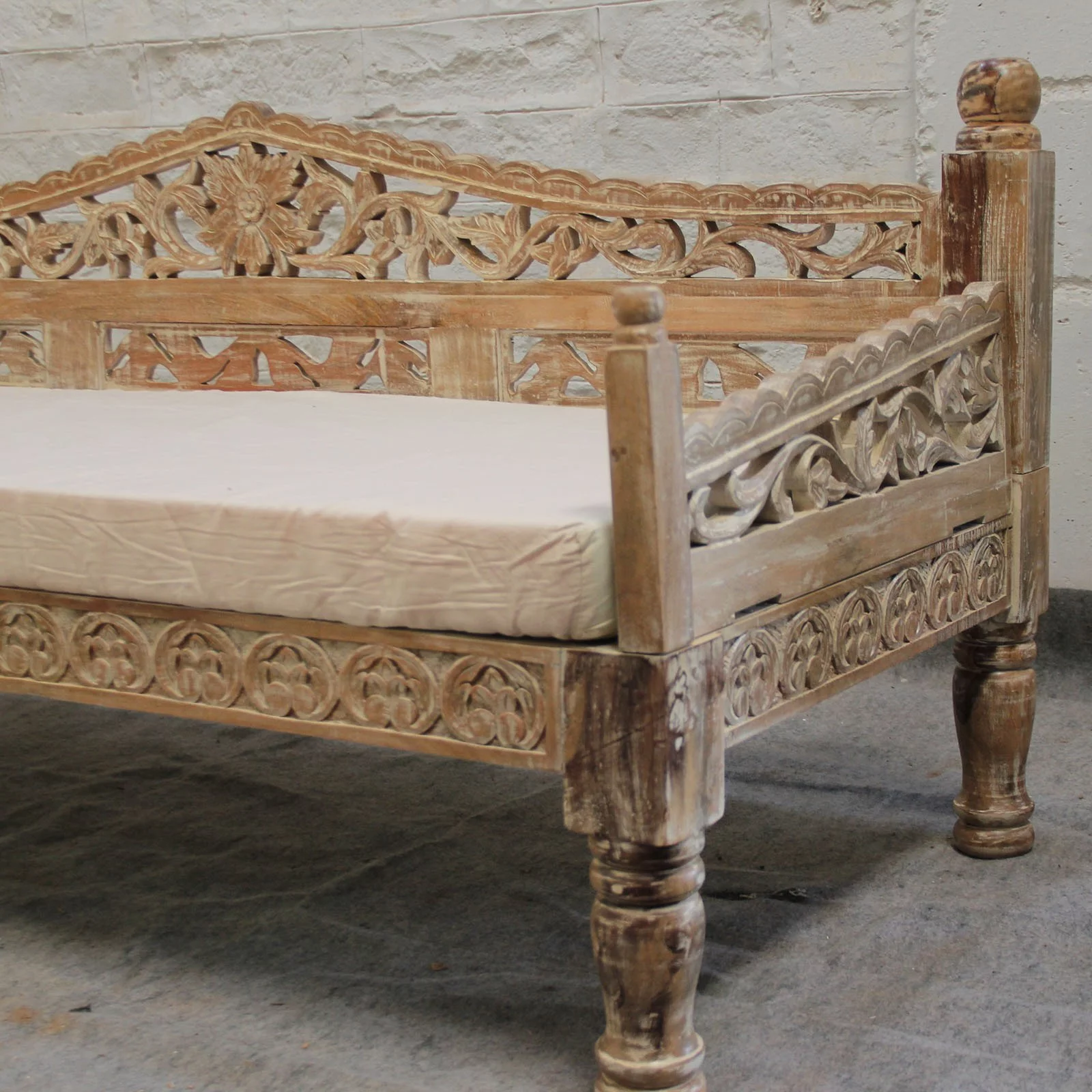 AMINA Floral Hand Carved Indian Solid Wood Sofa Daybed Limewash