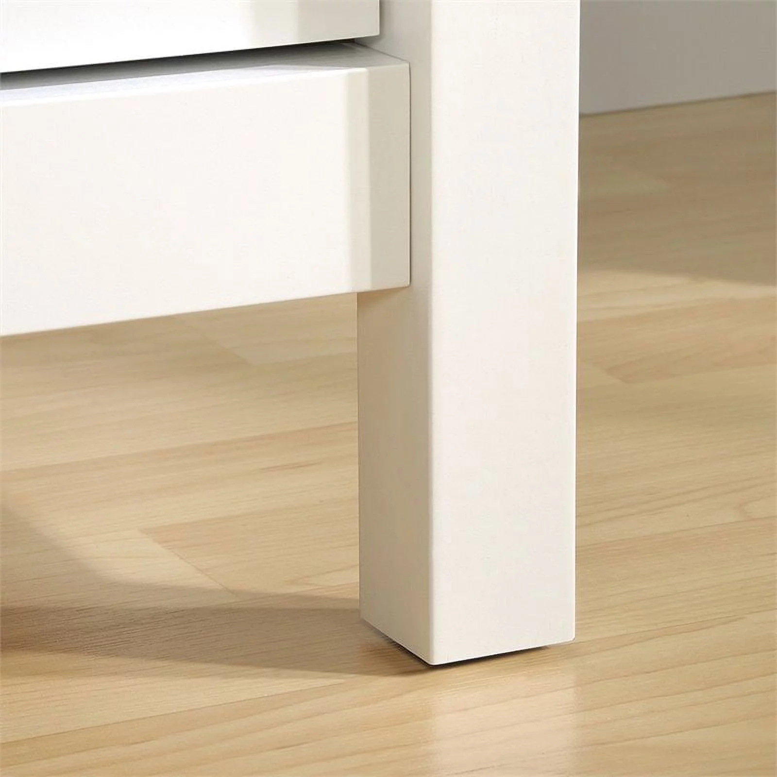 3 Piece Bedroom Set with Dresser Chest and Nightstand in Soft White