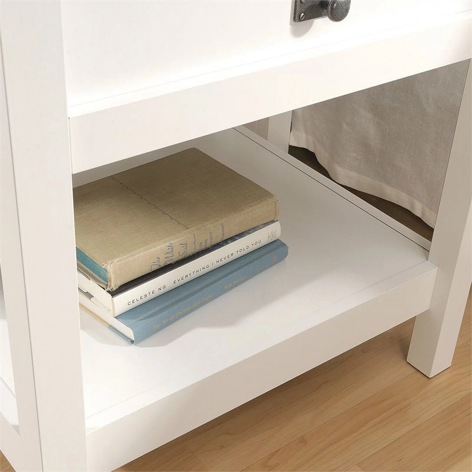 3 Piece Bedroom Set with Dresser Chest and Nightstand in Soft White