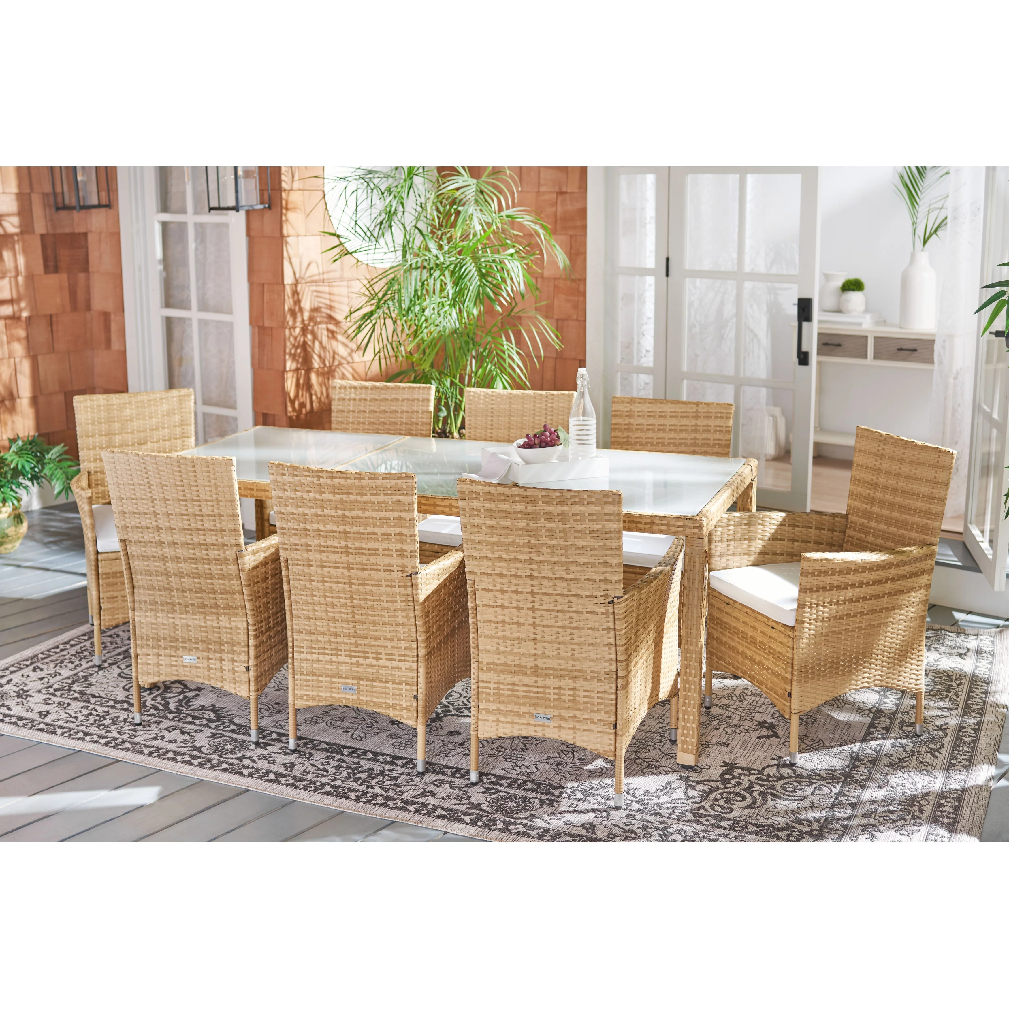 Safavieh Outdoor Hailee Dining Set