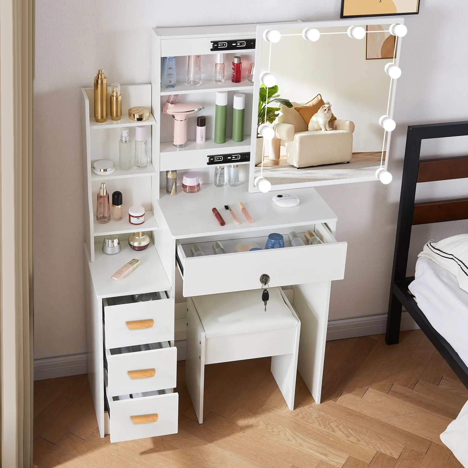 Ciumeeo Makeup Vanity Table with Lighted Mirror, Vanity Desk with Storage Shelves,3 Lighting Modes, Brightness Adjustable, Writing Desk with 4 Drawers White