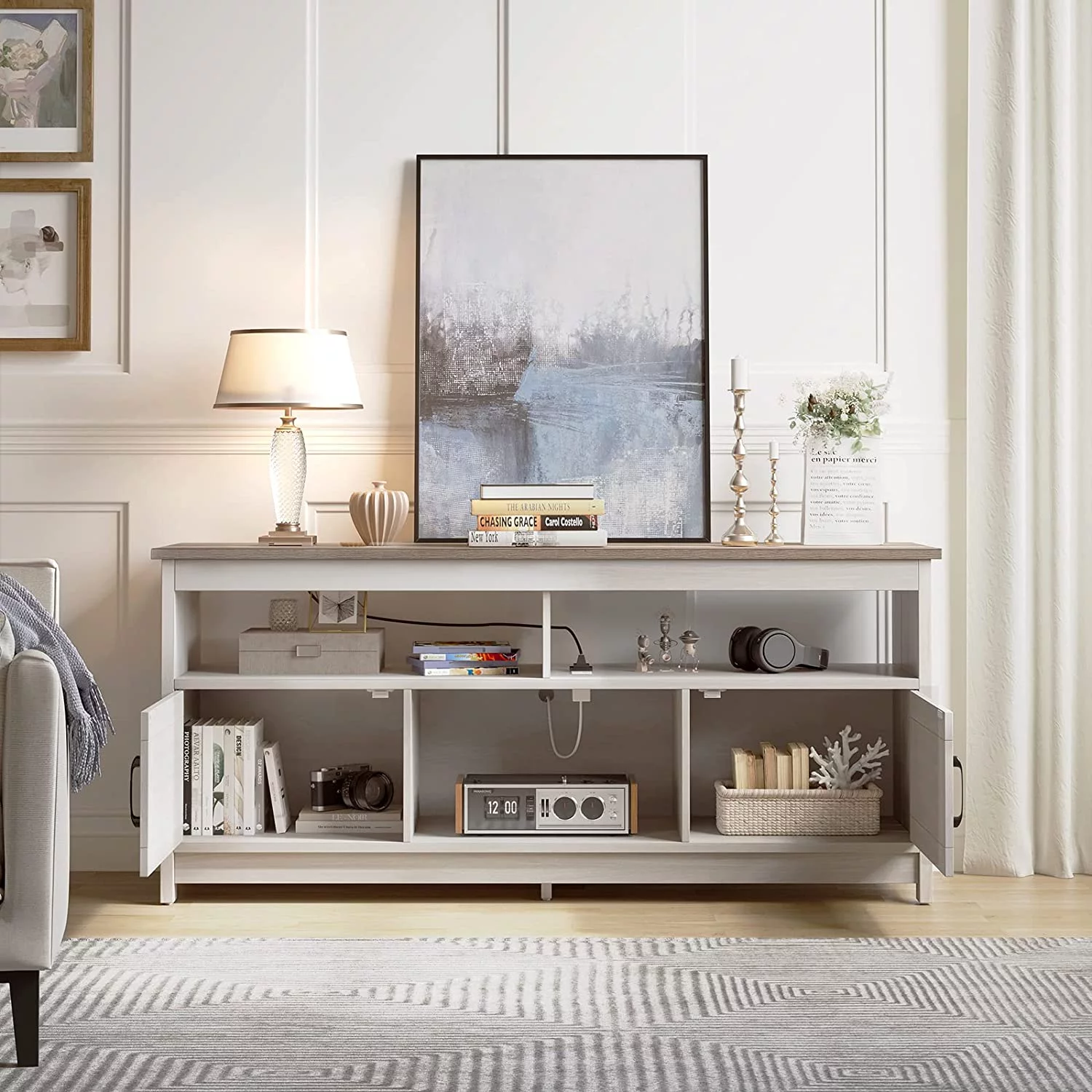 DEXTRUS Farmhouse TV Stand up to 65 inch with Power Outlet, Media Console with Storage Shelves for Living Room, Grey Wash