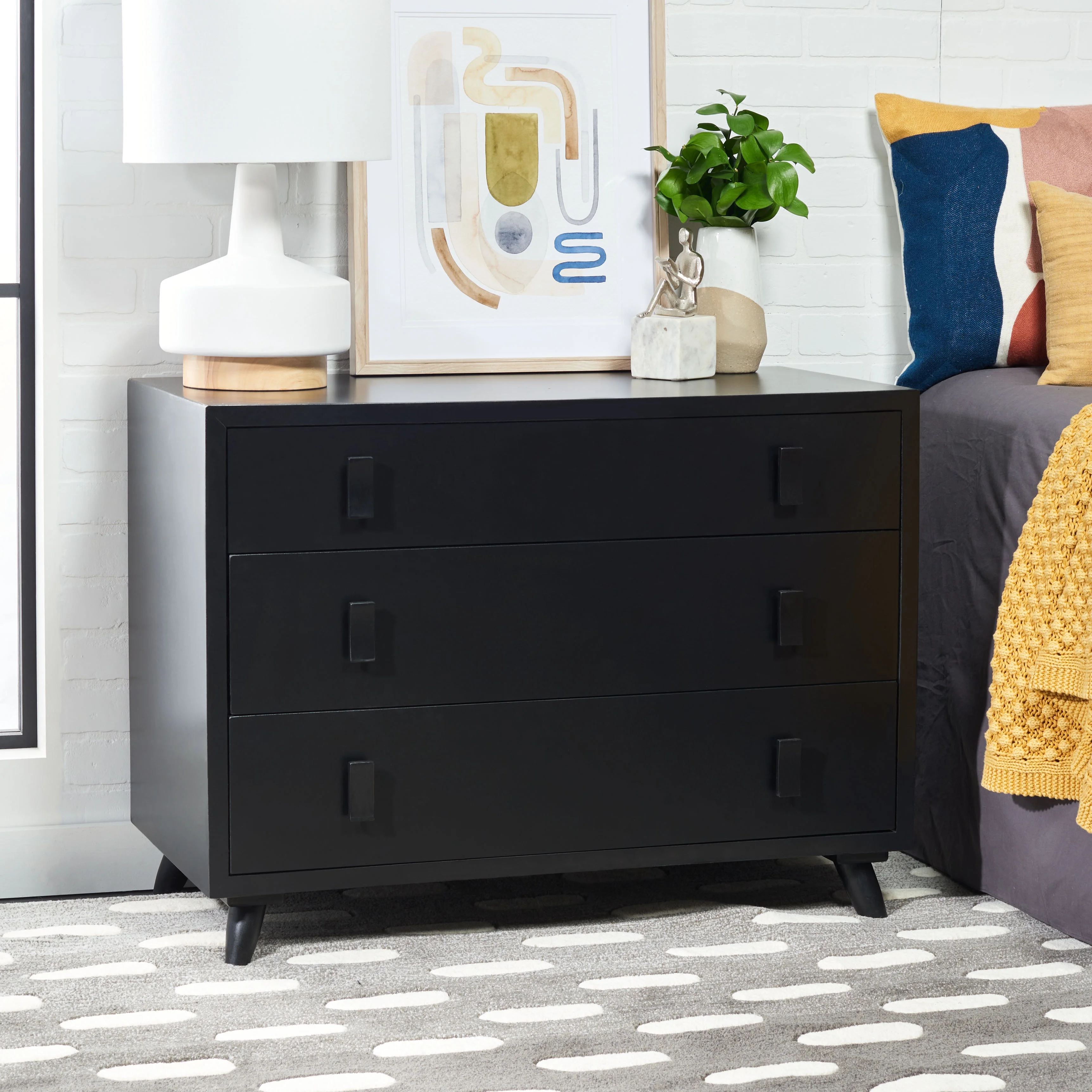 SAFAVIEH Genevieve Mid-Century Retro 3 Drawer Dresser, Cream/White Washed (36 in. W x 18 in. D x 36 in. H)