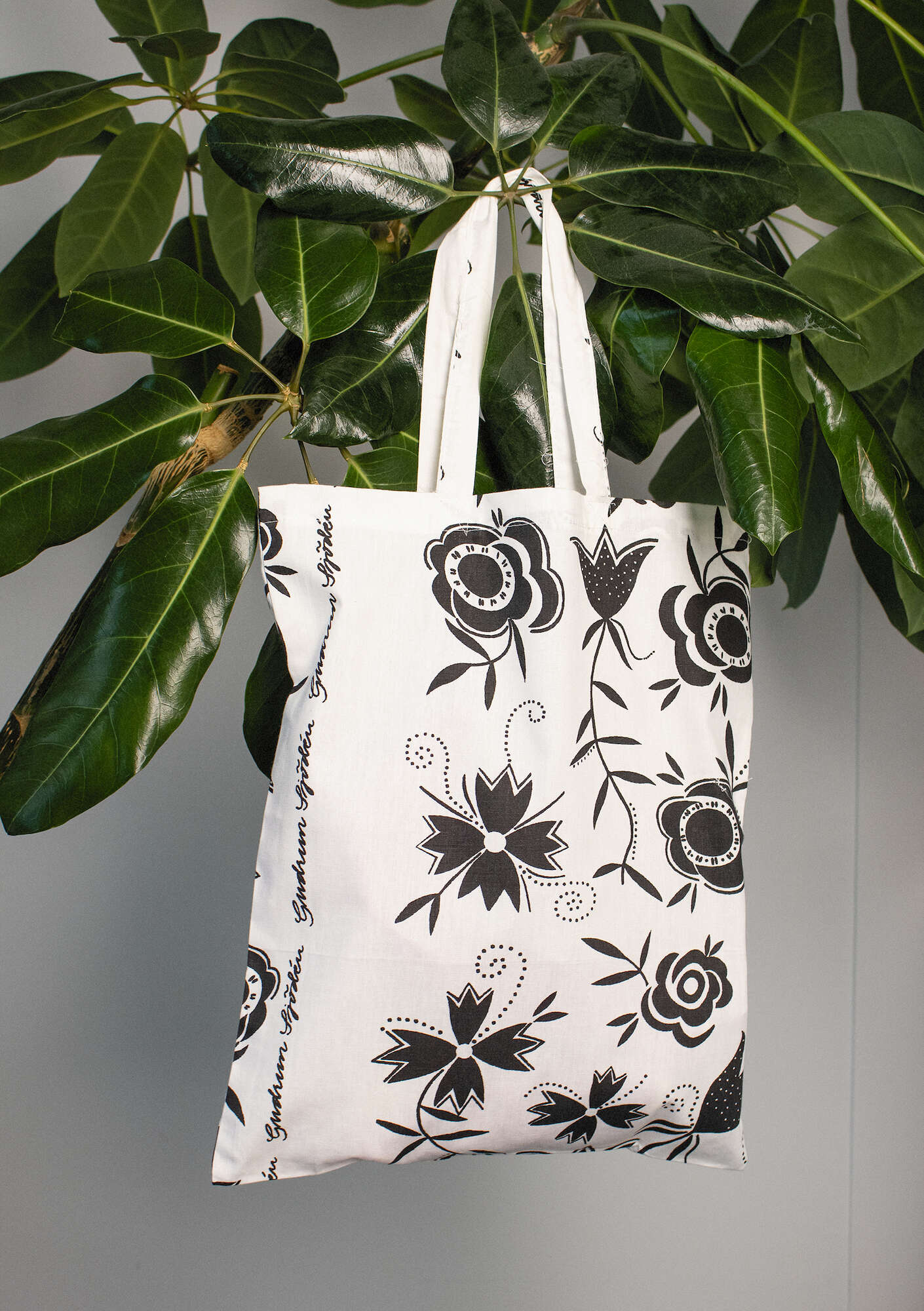 Organic cotton fabric tote bag M
