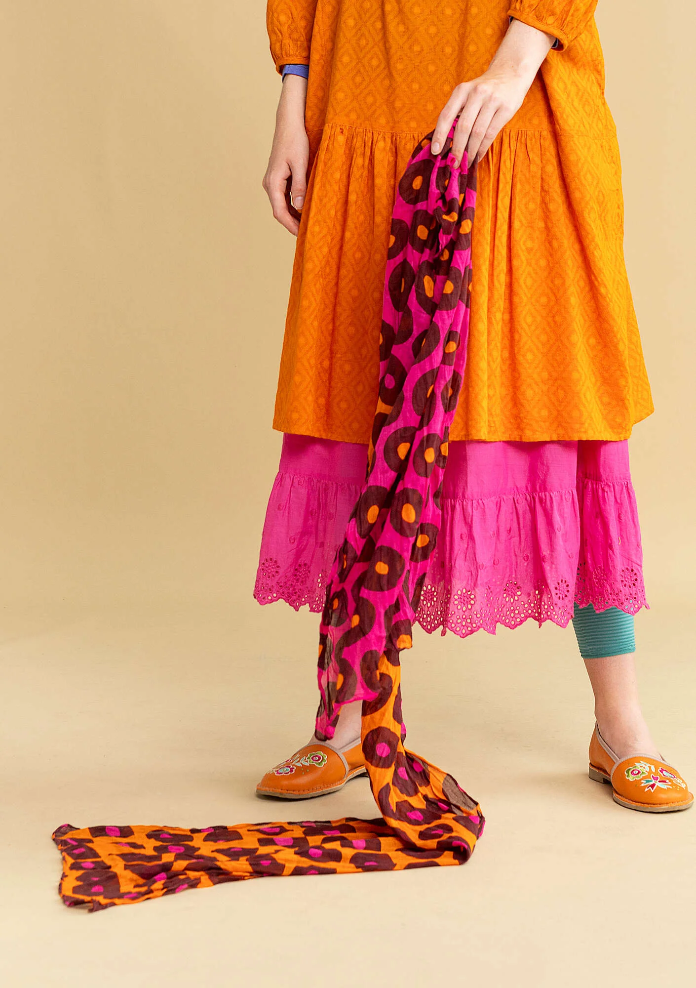 "Lillian" organic cotton shawl