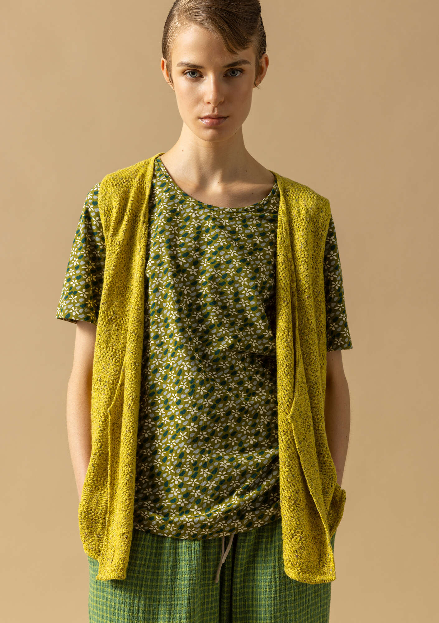 Linen/recycled cotton knit fabric waÖstcoat
