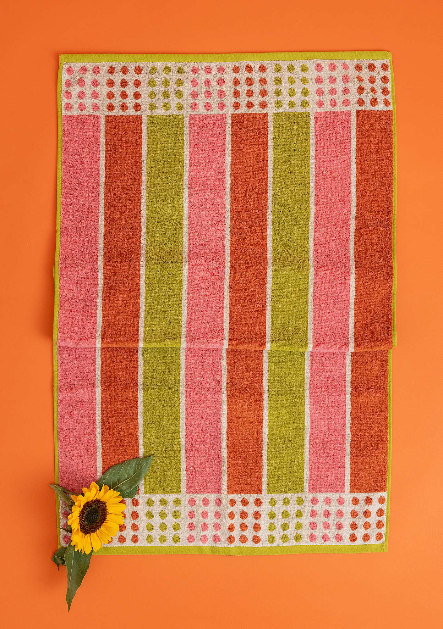 "Flow" organic cotton bath towel