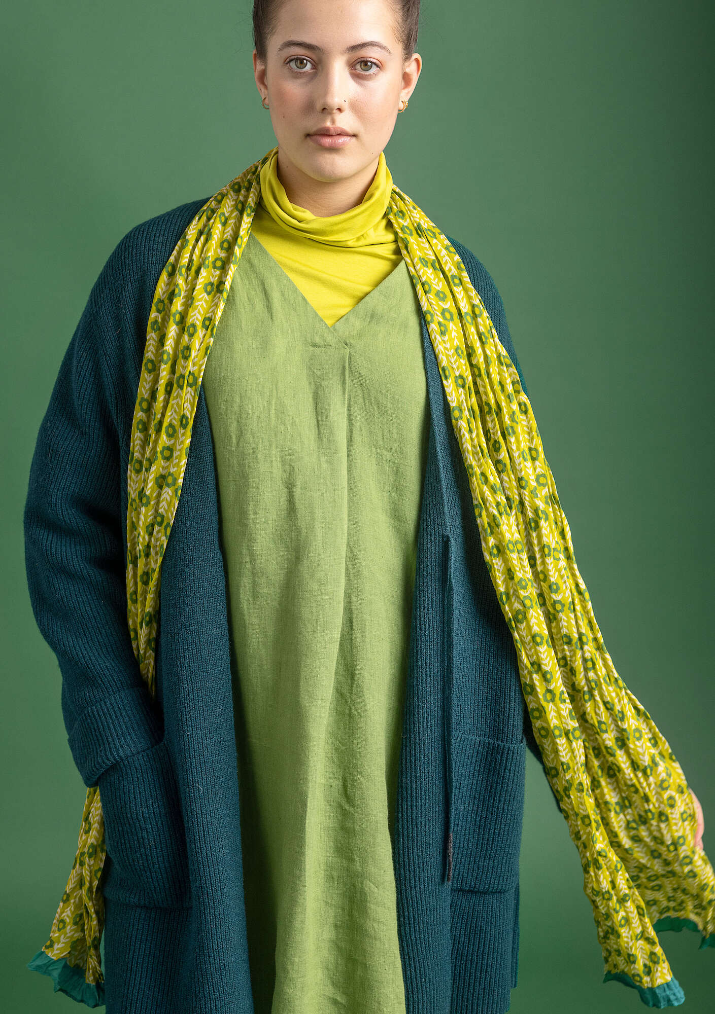 "Jasmine" organic cotton shawl