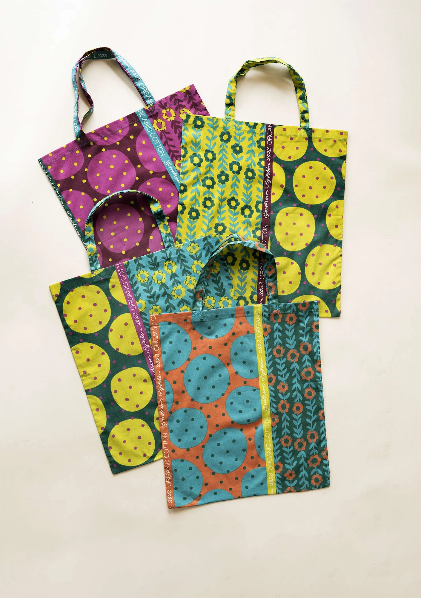 Organic cotton fabric tote bag M