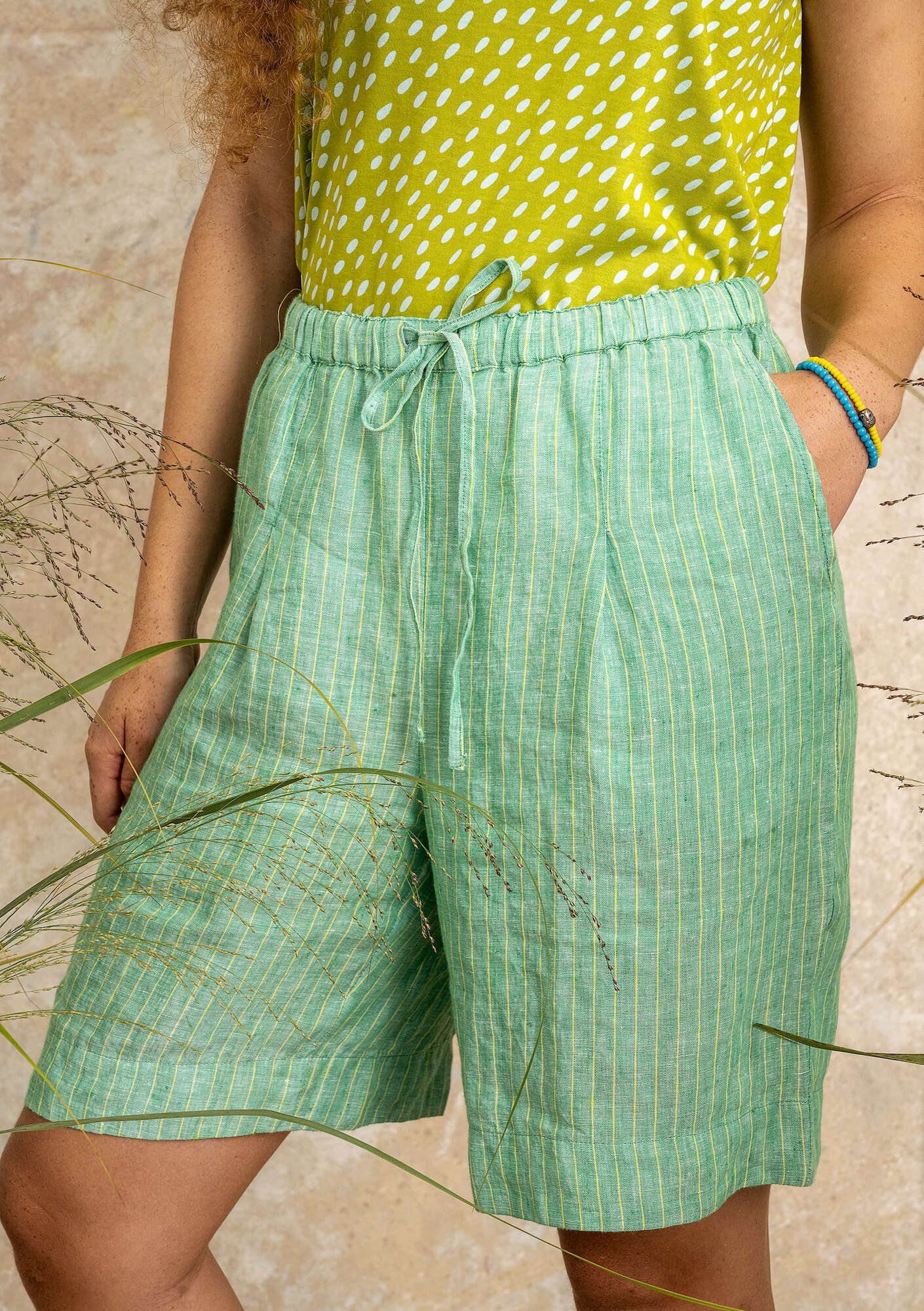 Woven linen shorts