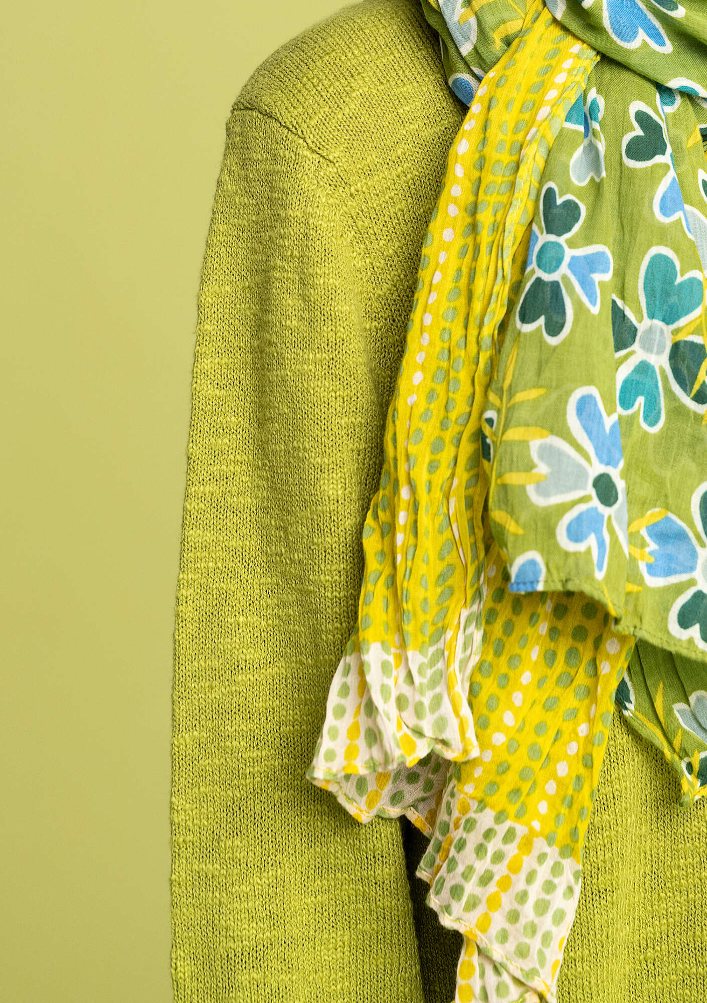 "Lillian" organic cotton shawl