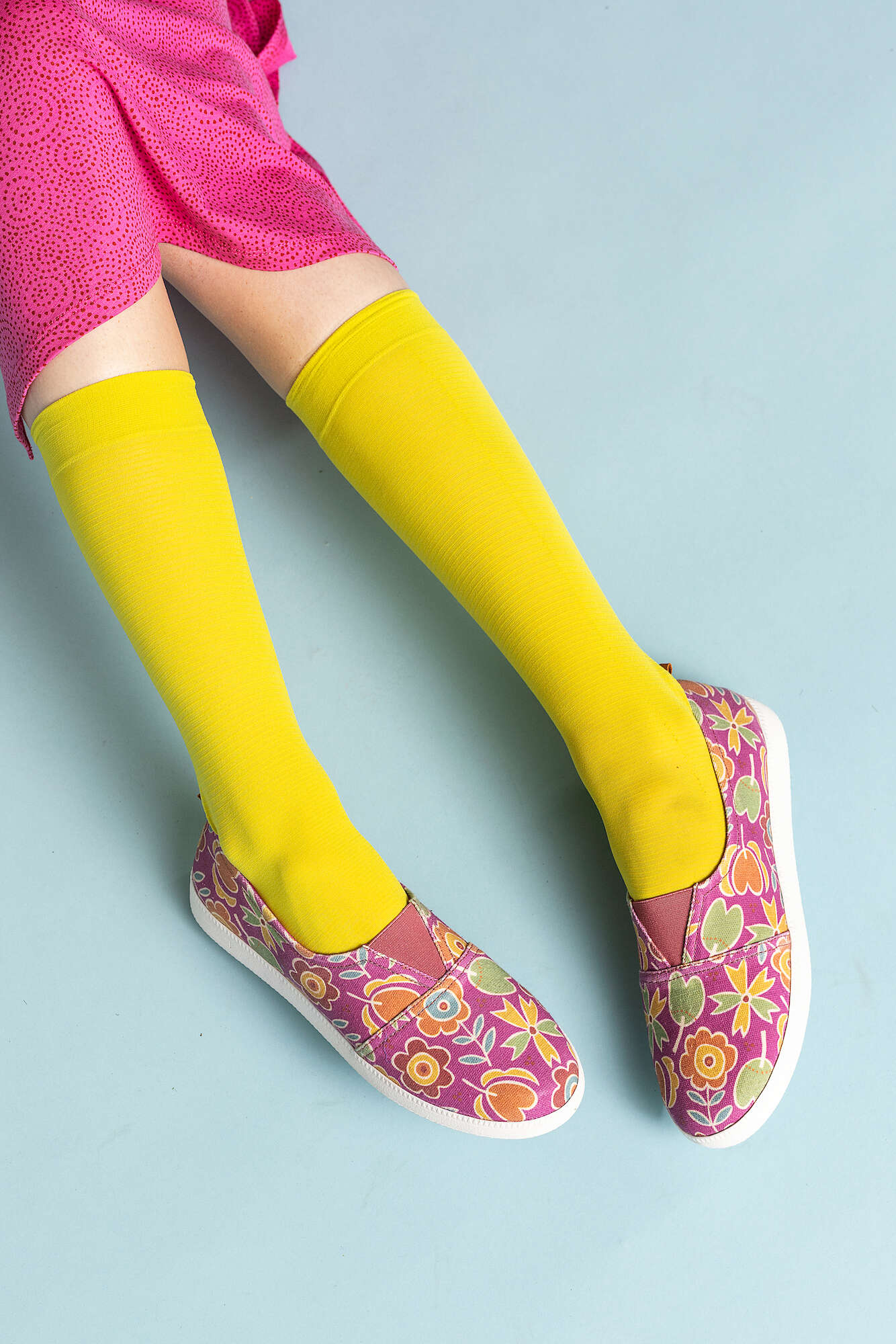 Striped knee-highs in recycled polyamide
