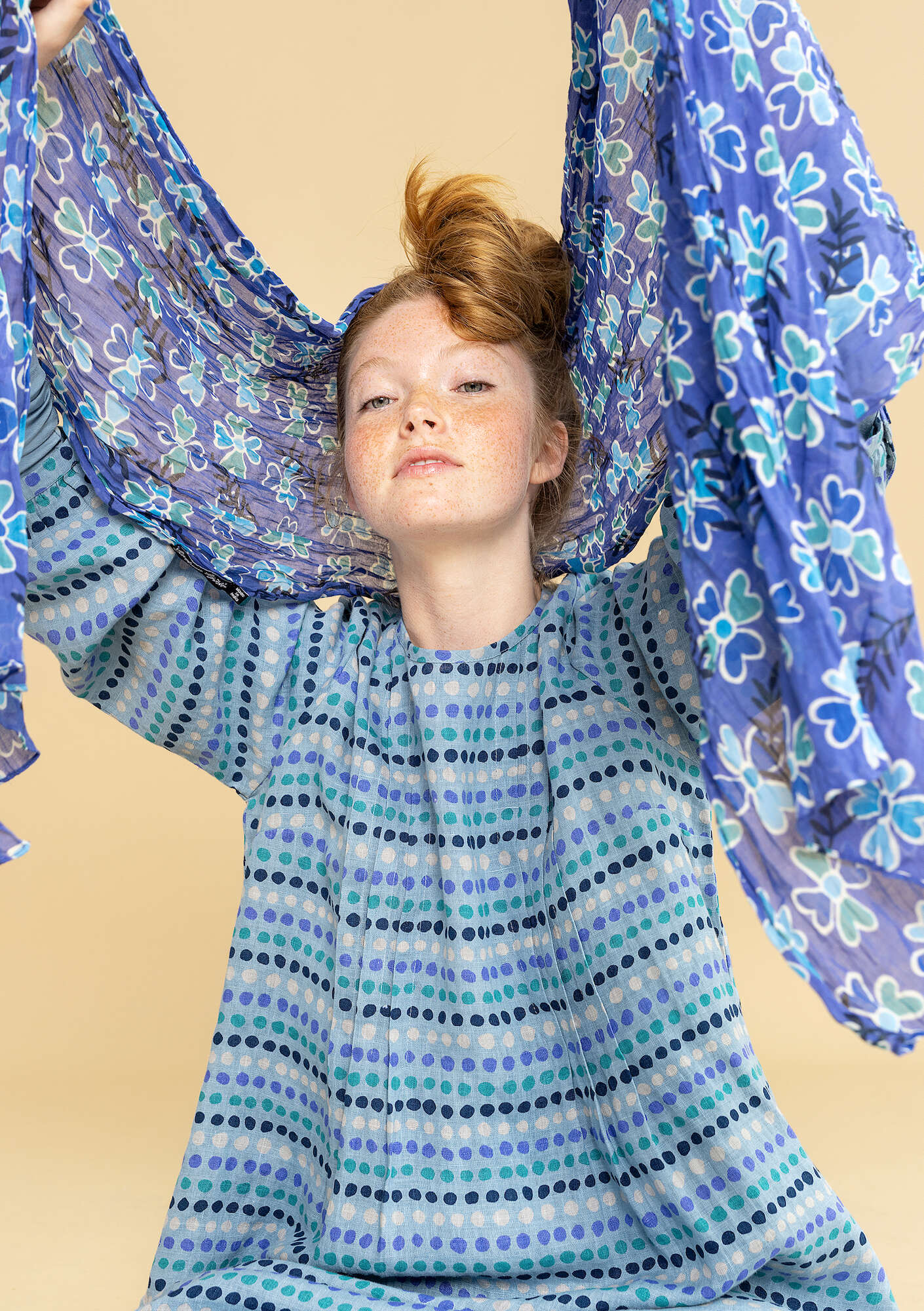 "Lillian" organic cotton shawl