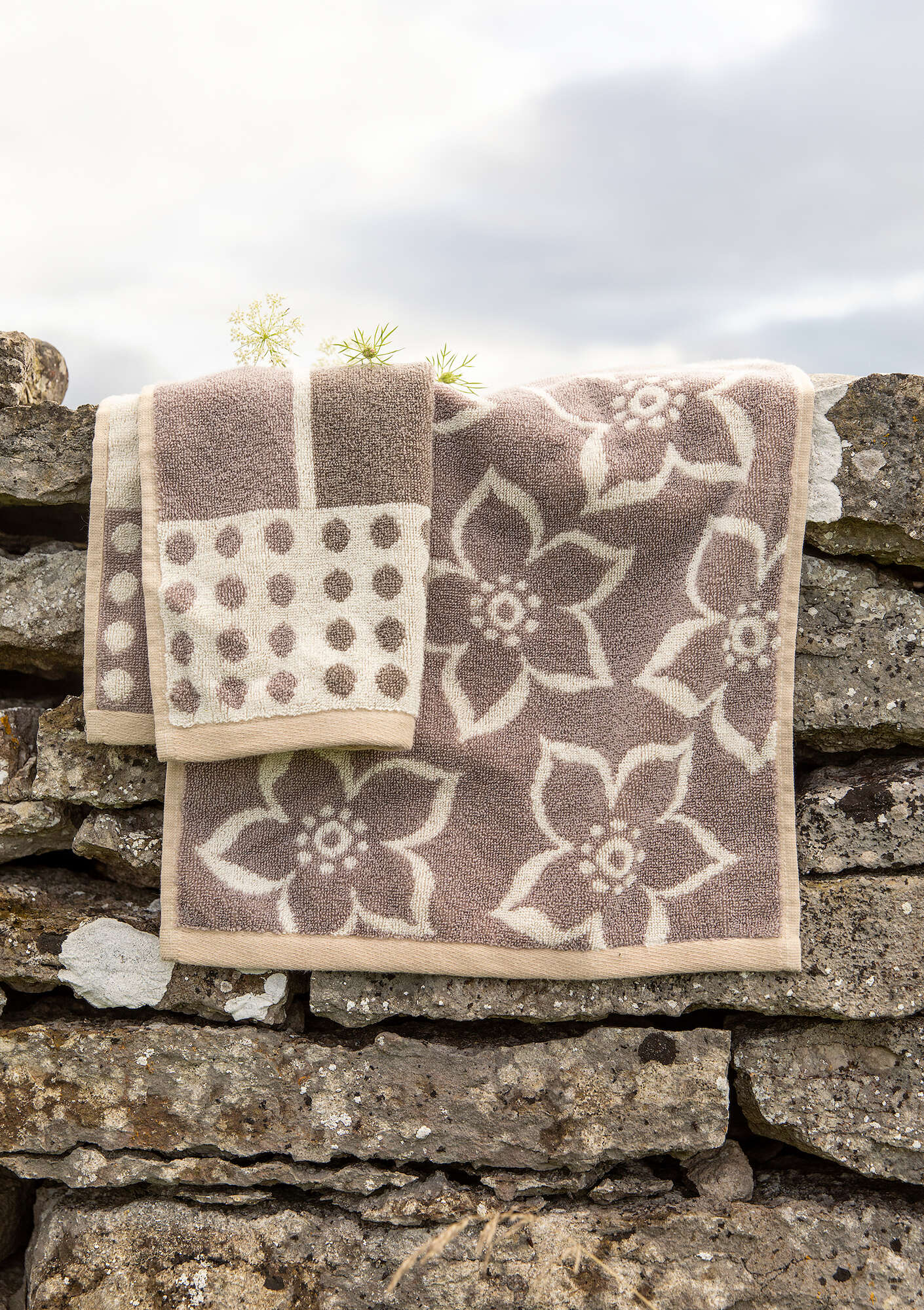 "Flow" guÖst towel in organic cotton, 2-pack