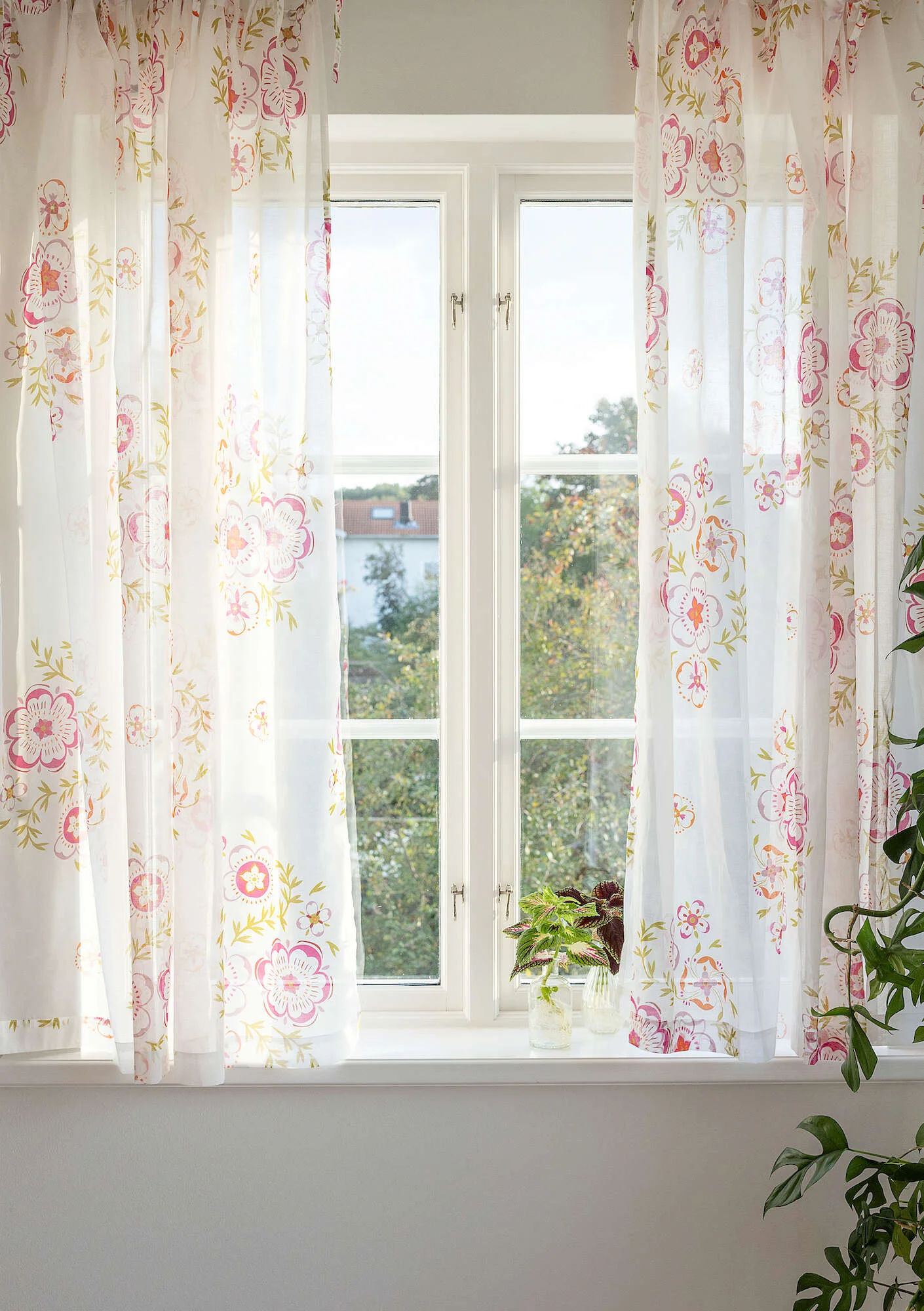 "Desert Bloom" organic cotton short curtain