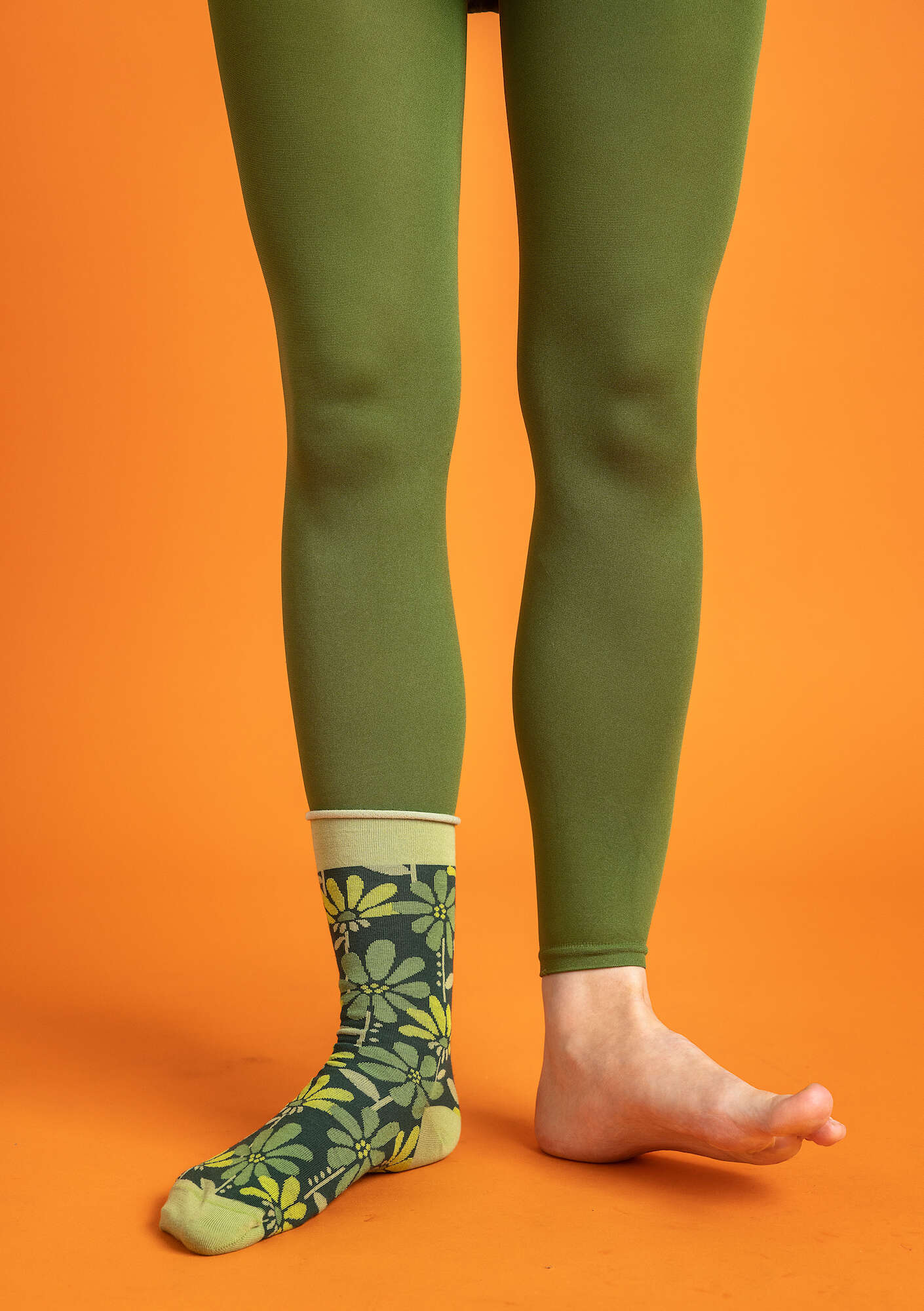 Solid-colour leggings made from recycled polyamide