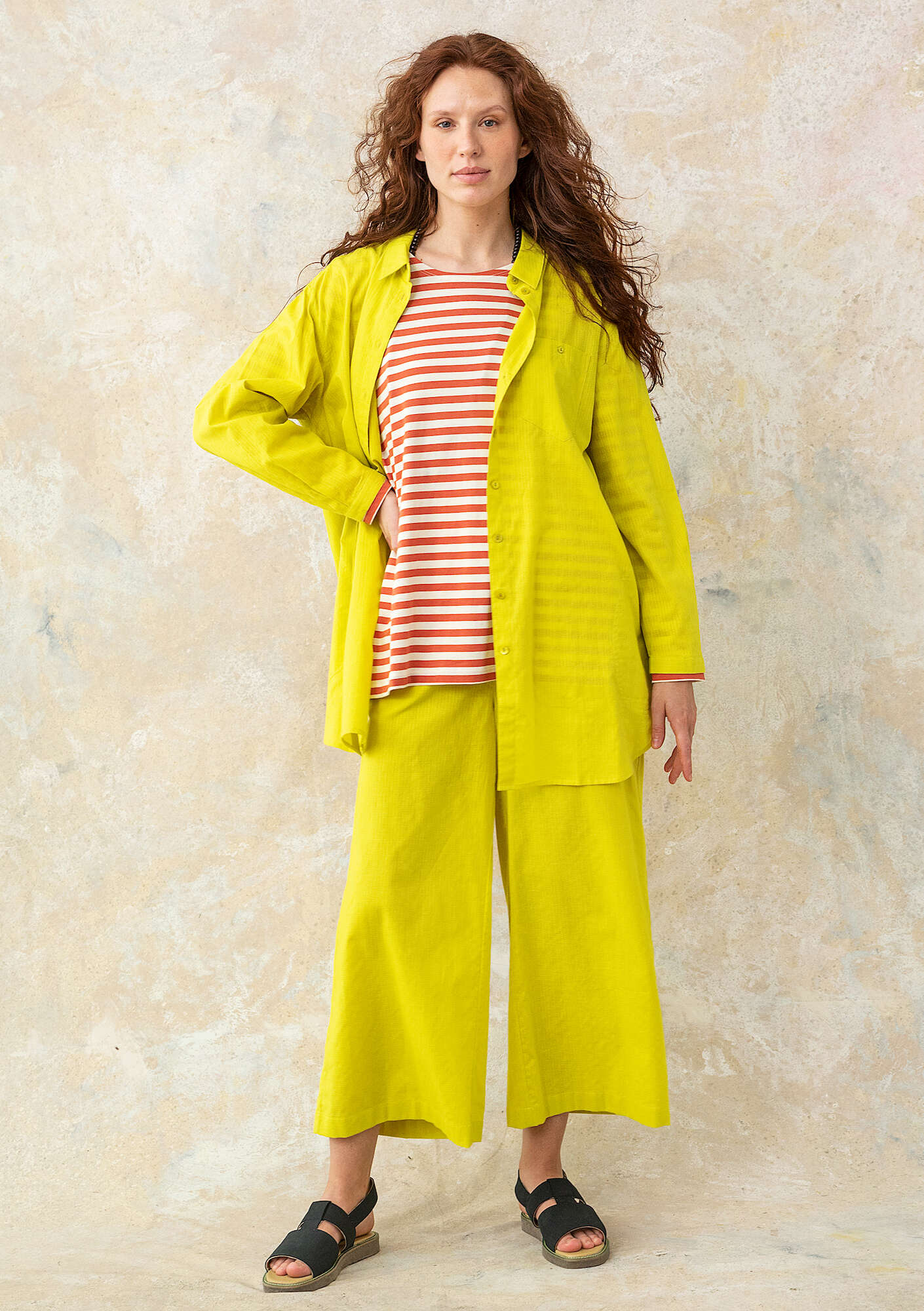 Woven organic cotton trousers