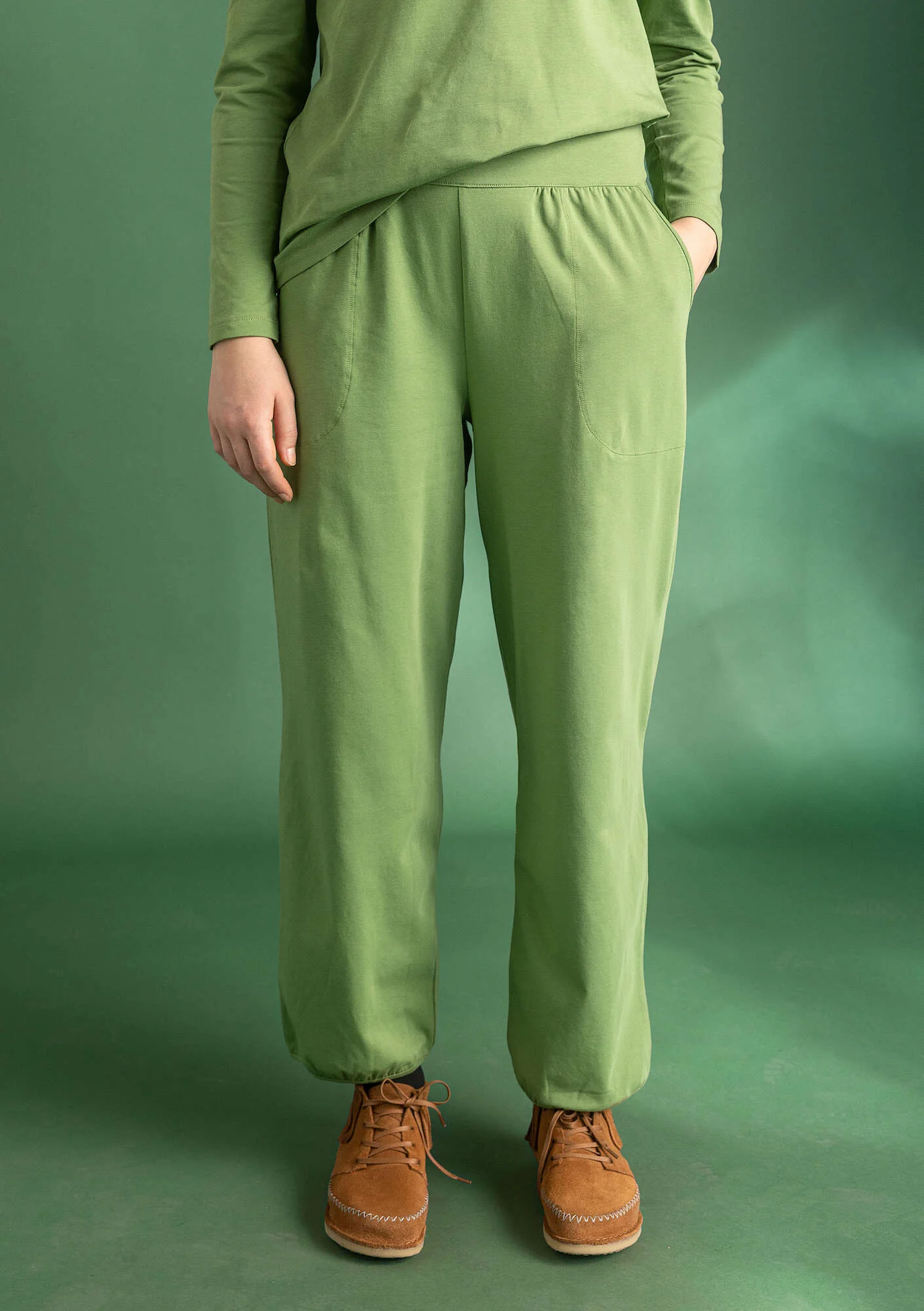 Östella" organic cotton/elÖstane jersey trousers