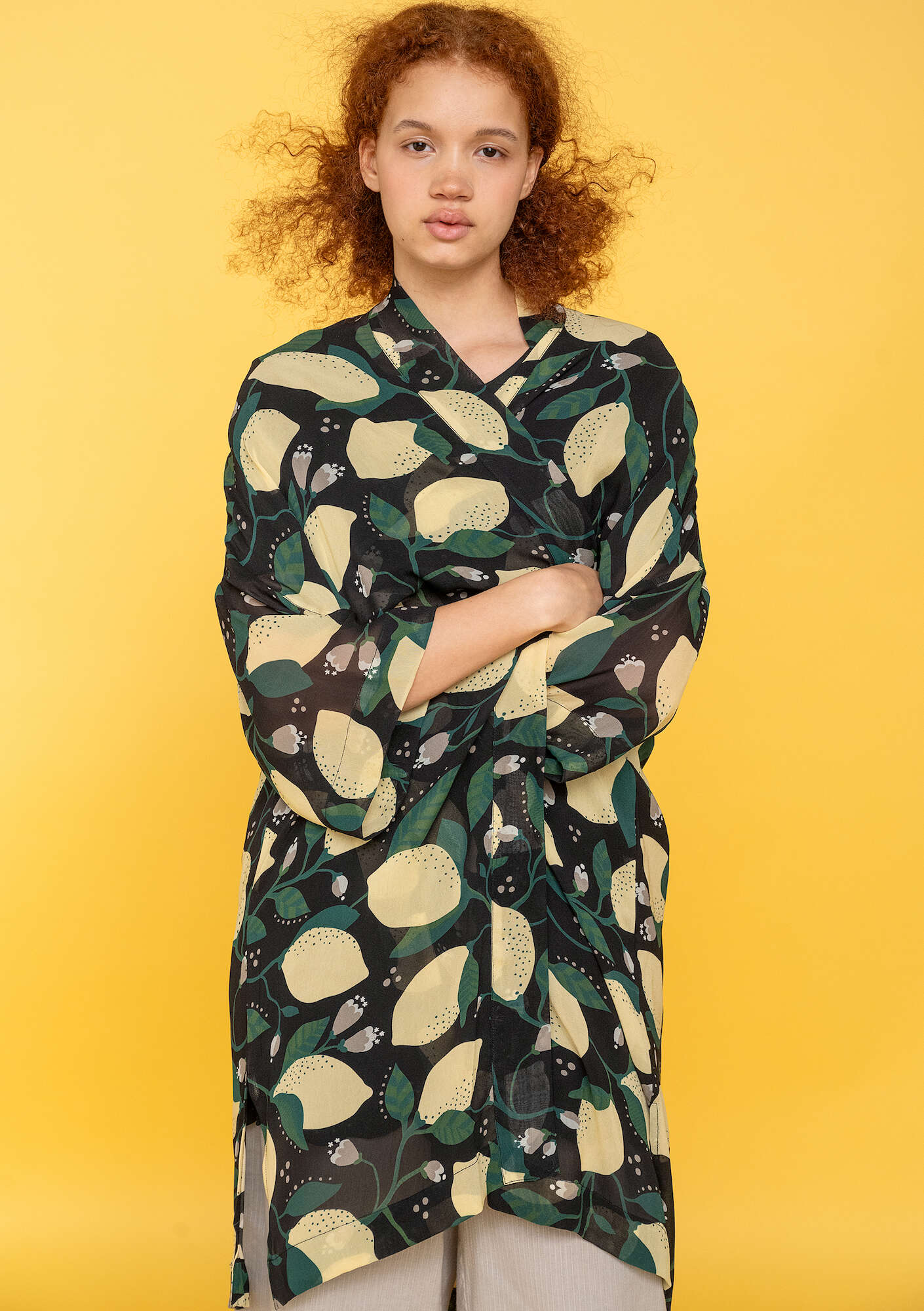 "Limone" woven viscose kimono
