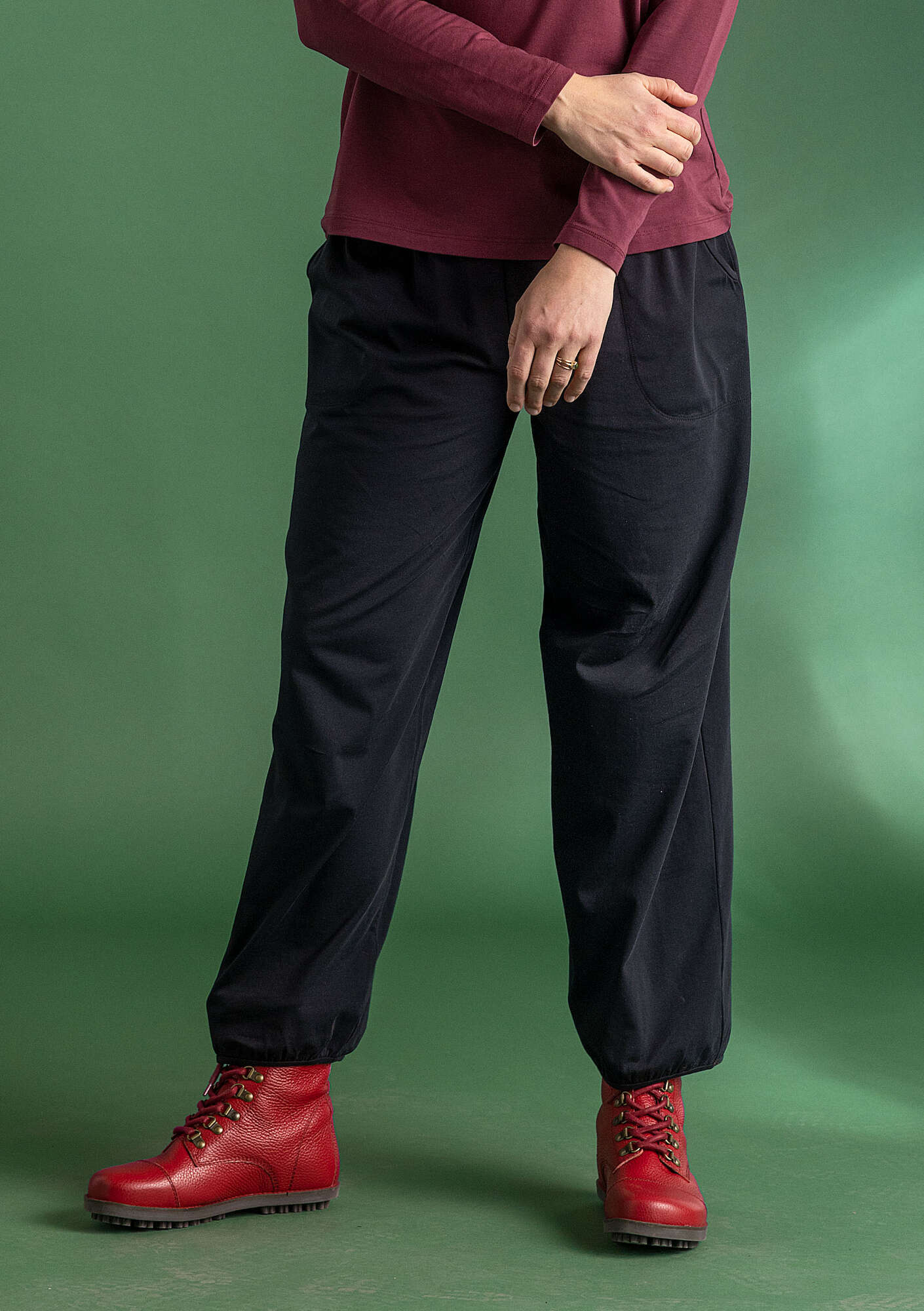 Östella" organic cotton/elÖstane jersey trousers