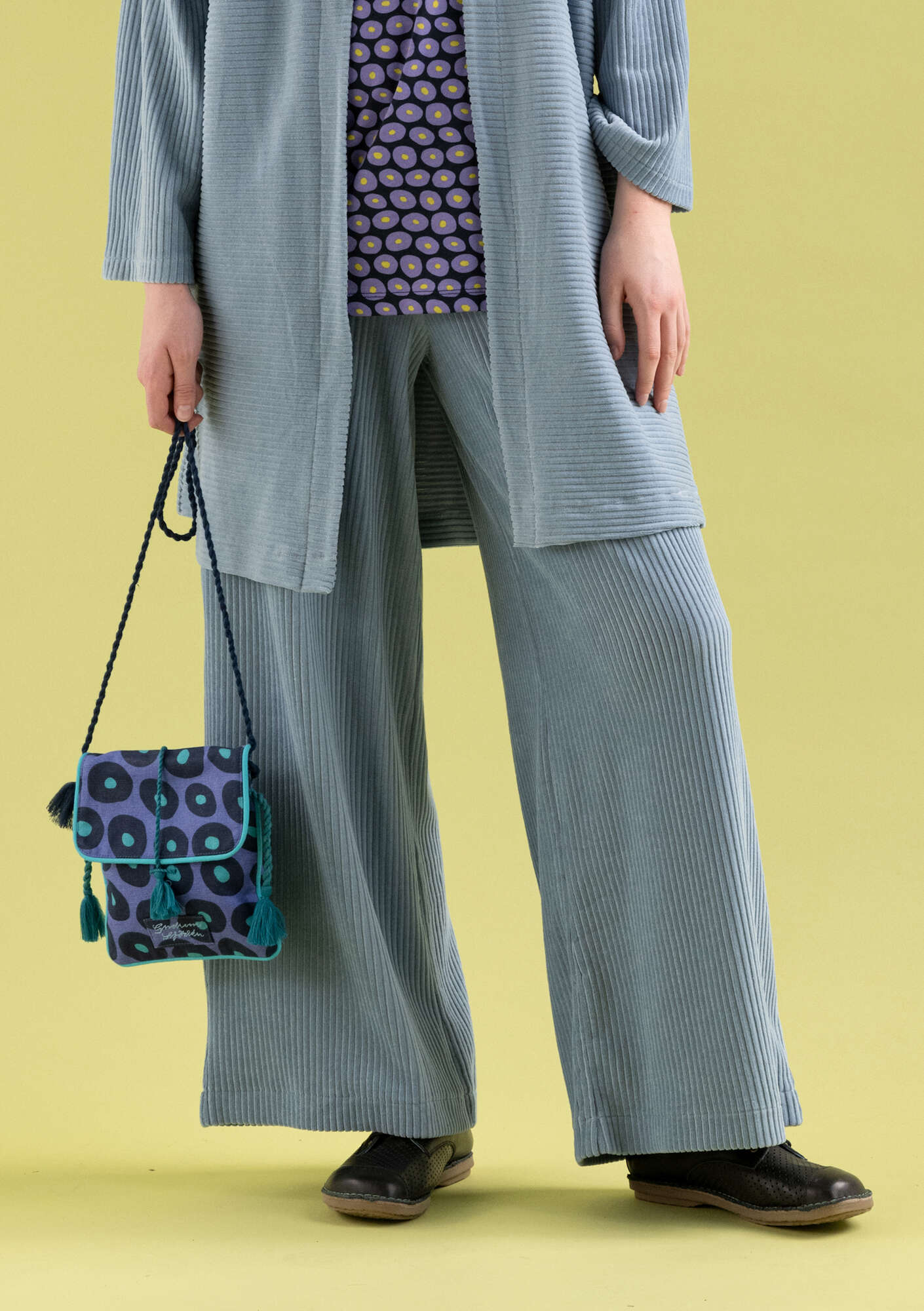 Velour trousers in organic cotton/recycled polyÖster