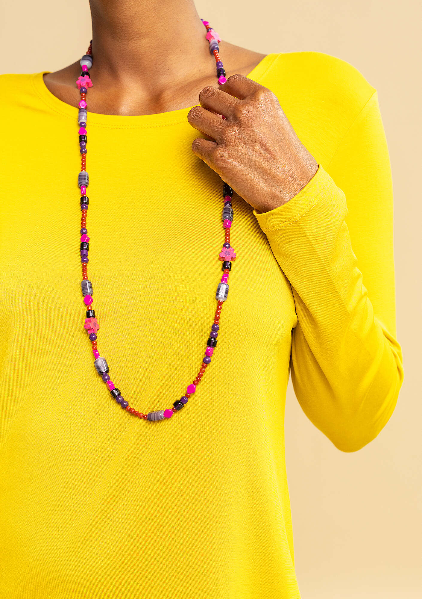 "Jane" necklace with recycled glass beads