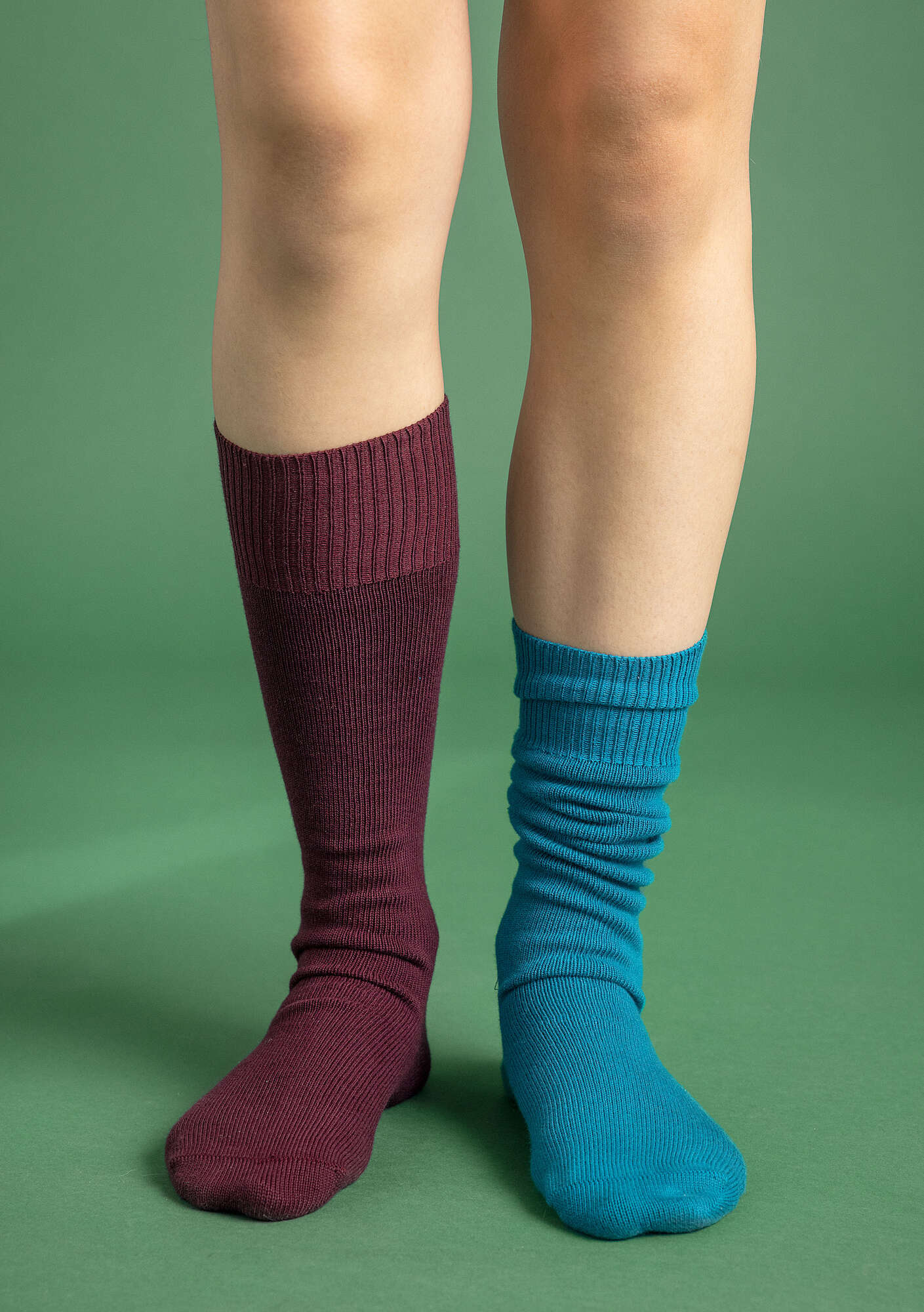 Solid-colour organic cotton knee-highs