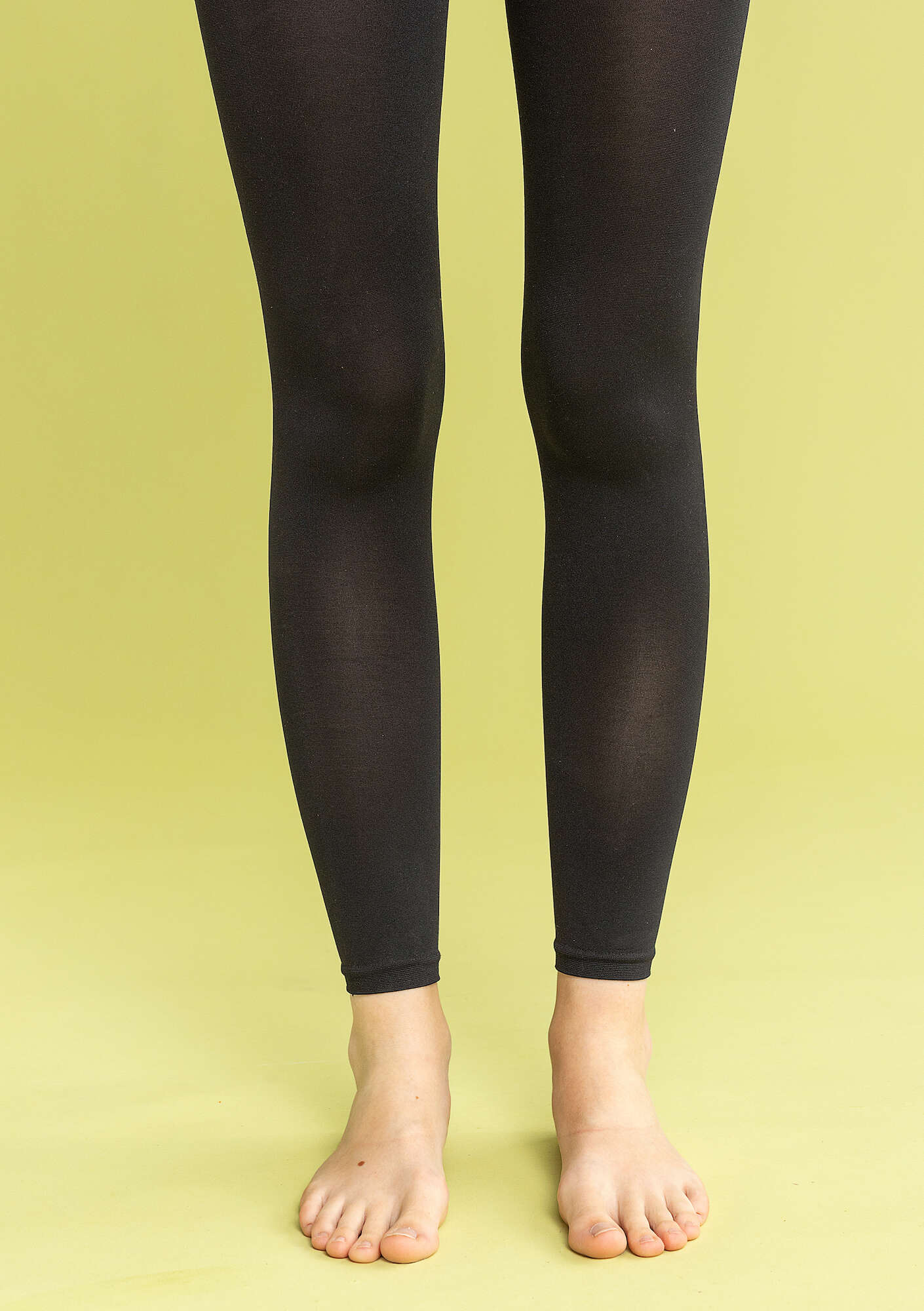 Solid-colour leggings made from recycled polyamide