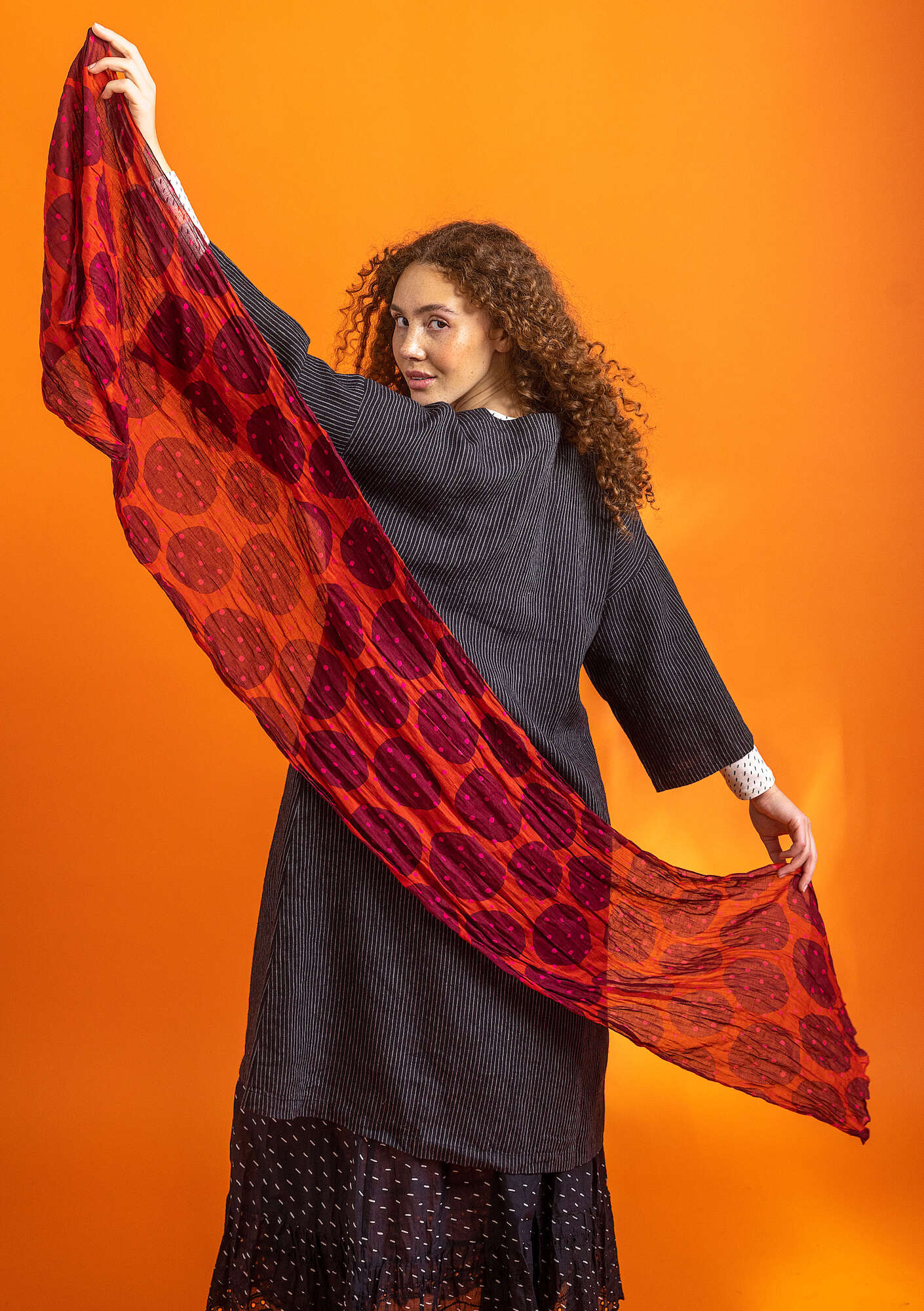 "Jasmine" organic cotton shawl