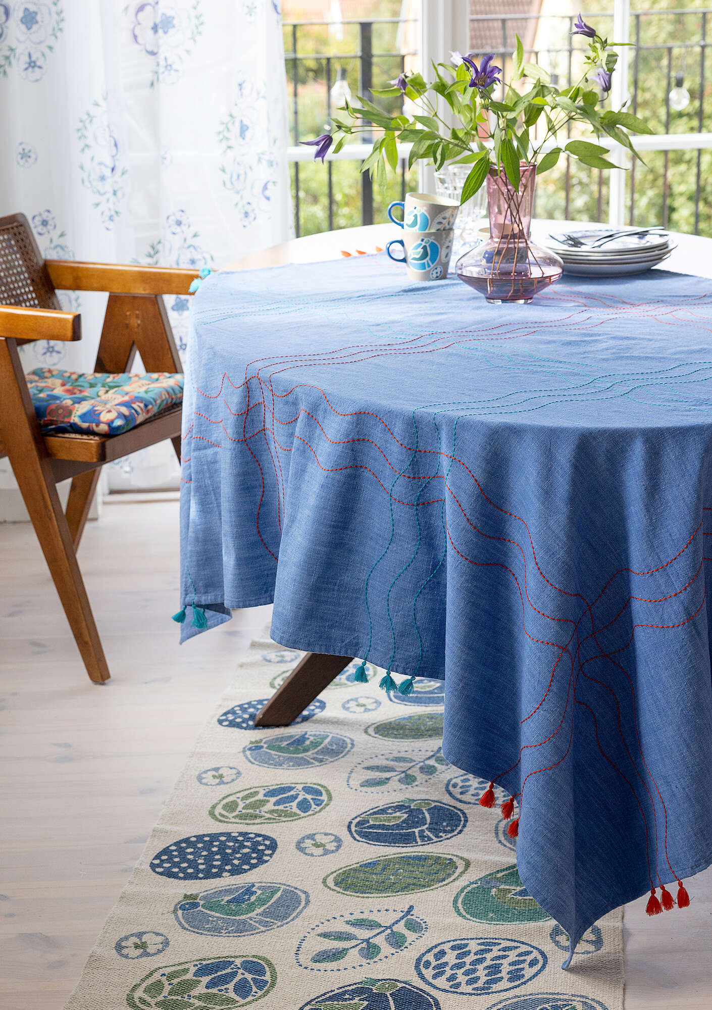 Östitches" organic cotton tablecloth